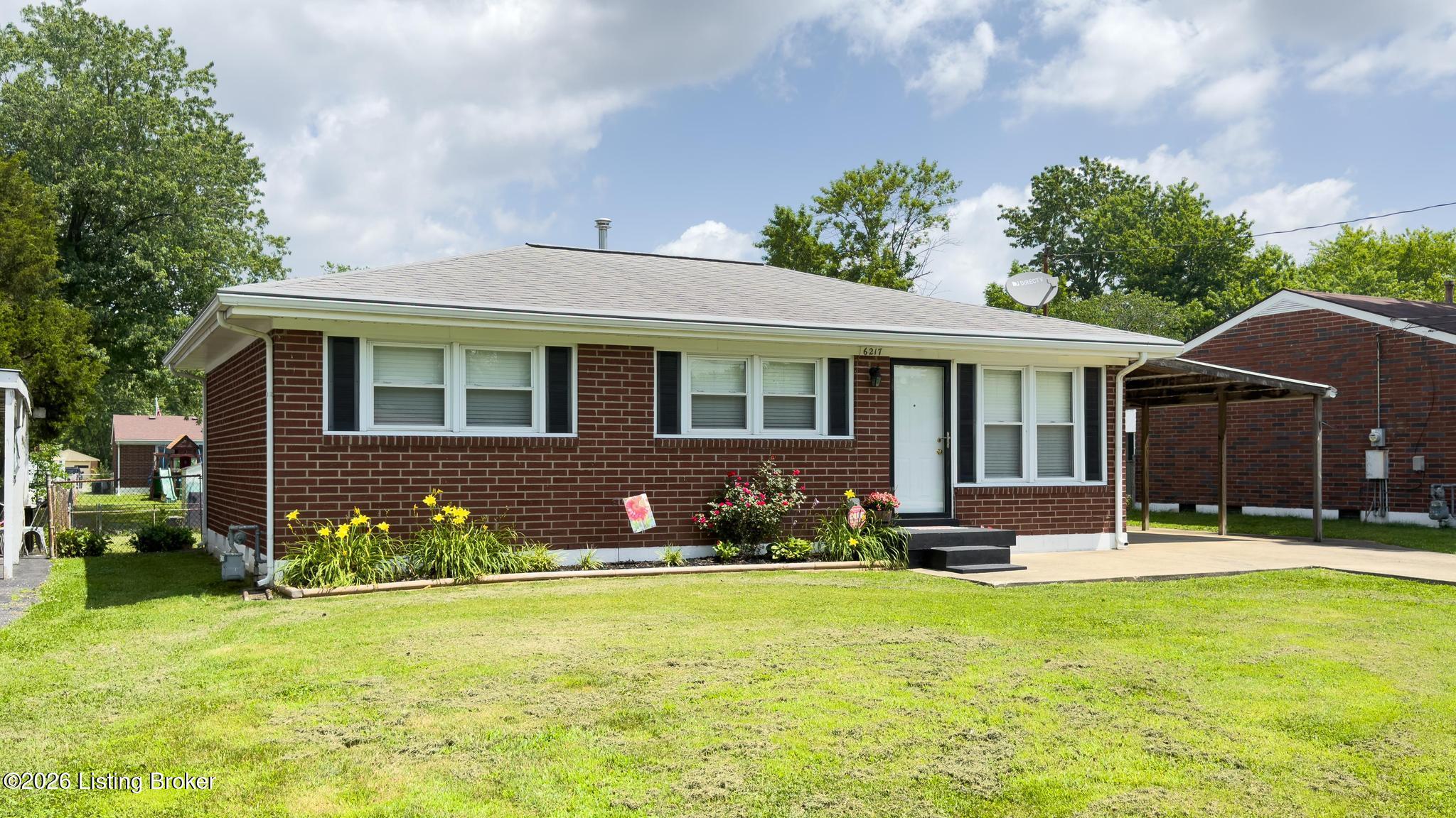 6217 Hackberry Way Property Photo 4