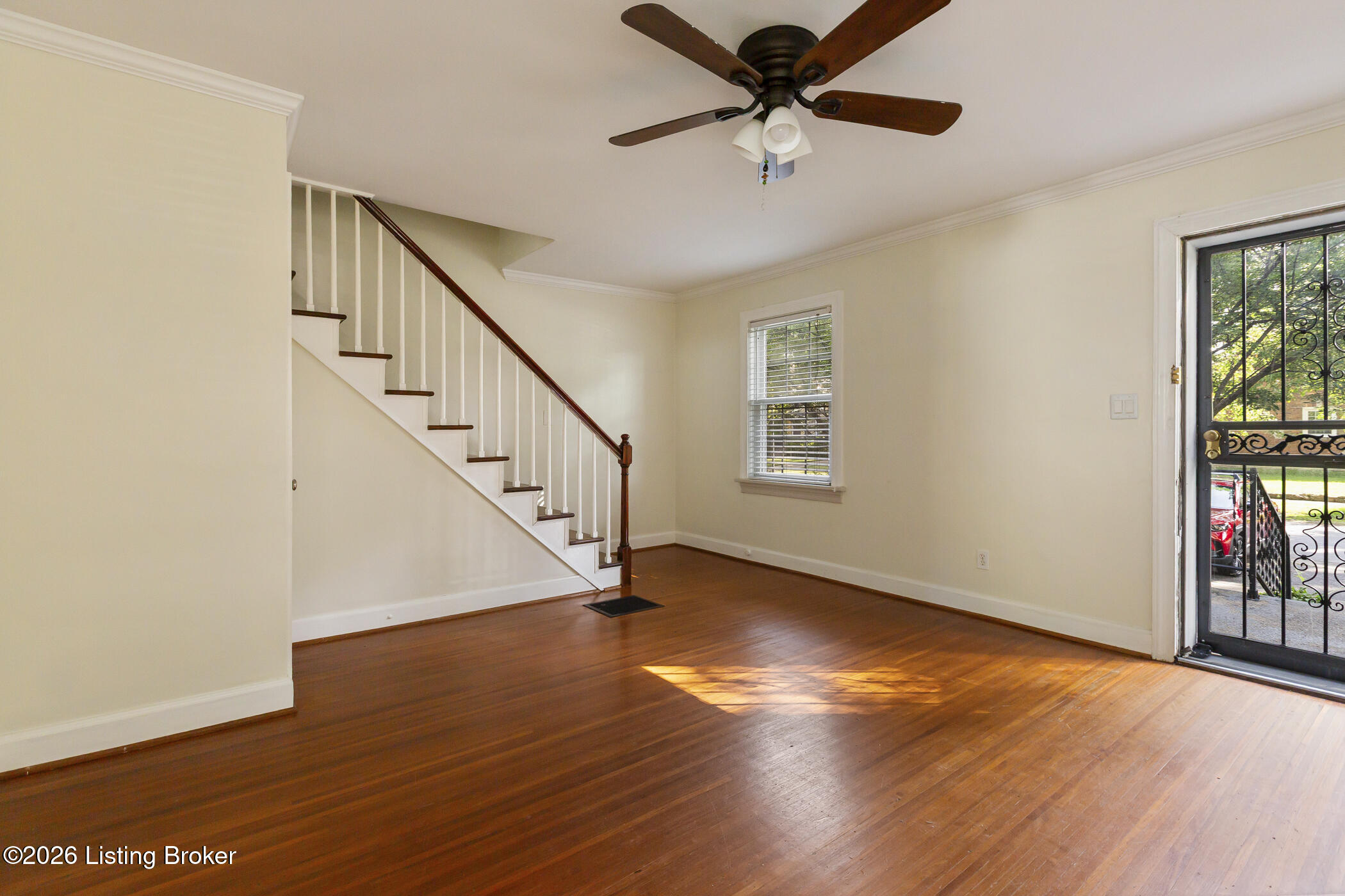 405 Macon Ave Property Photo 13
