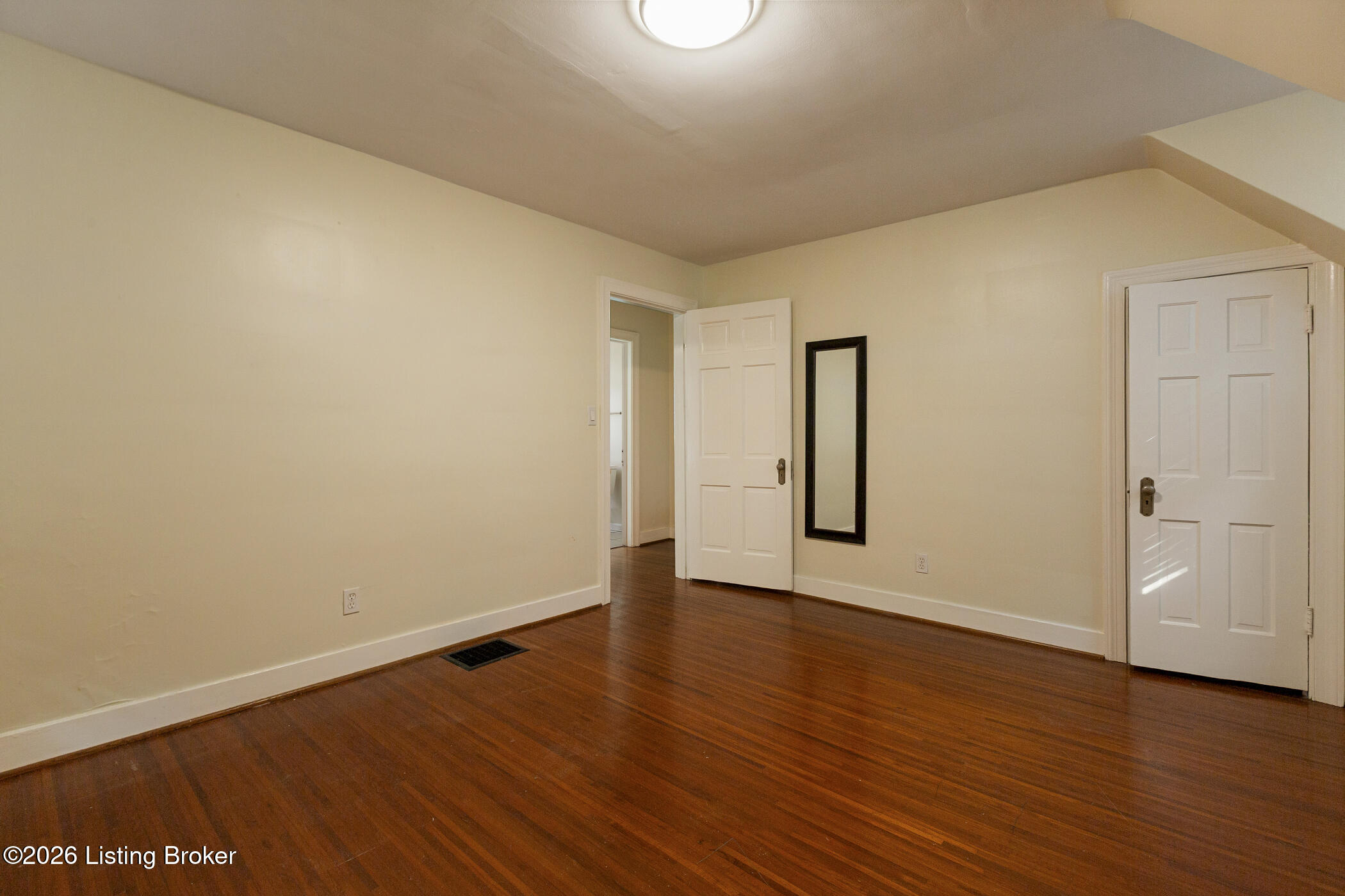 405 Macon Ave Property Photo 22