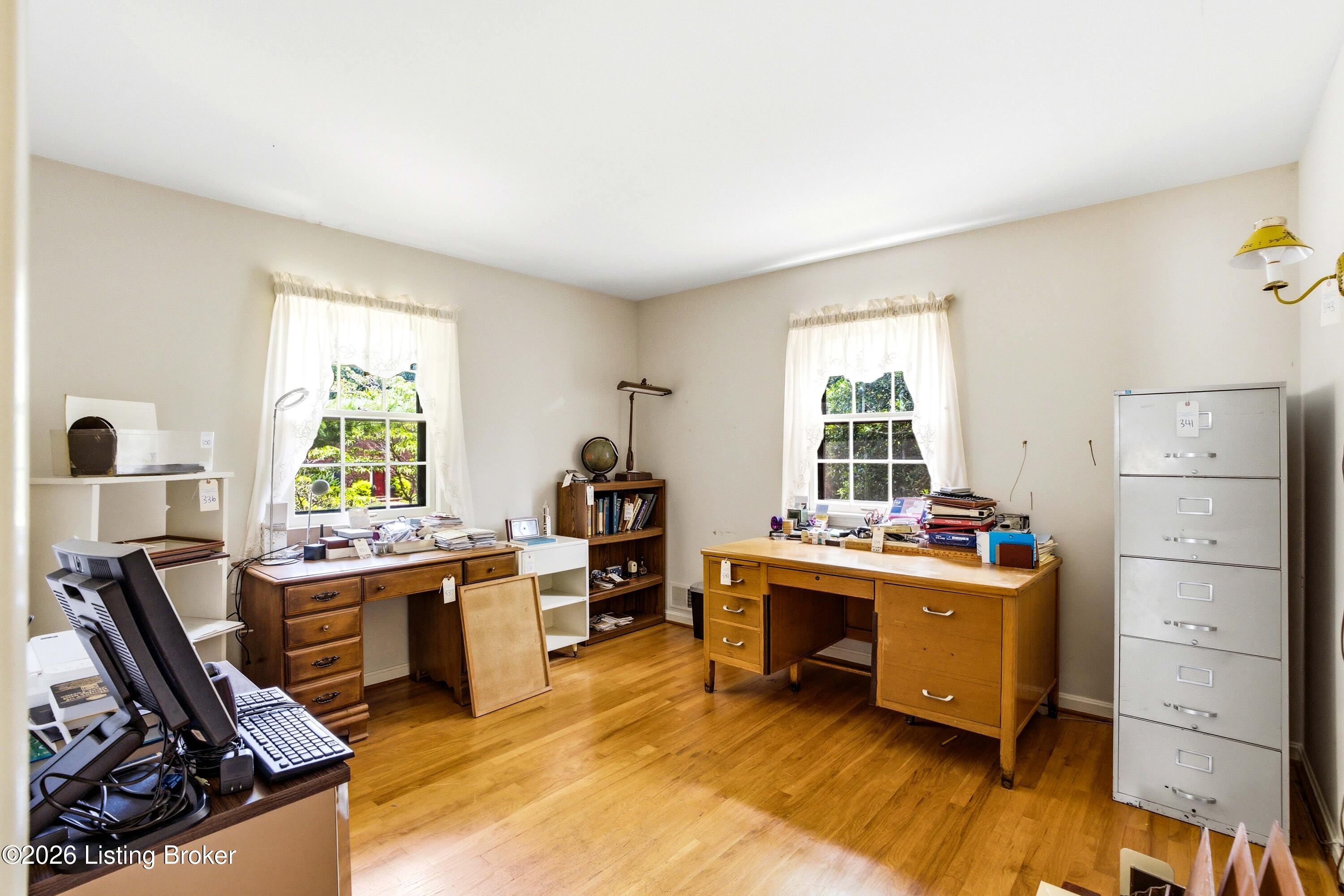3304 Pineneedle Ln Property Photo 18