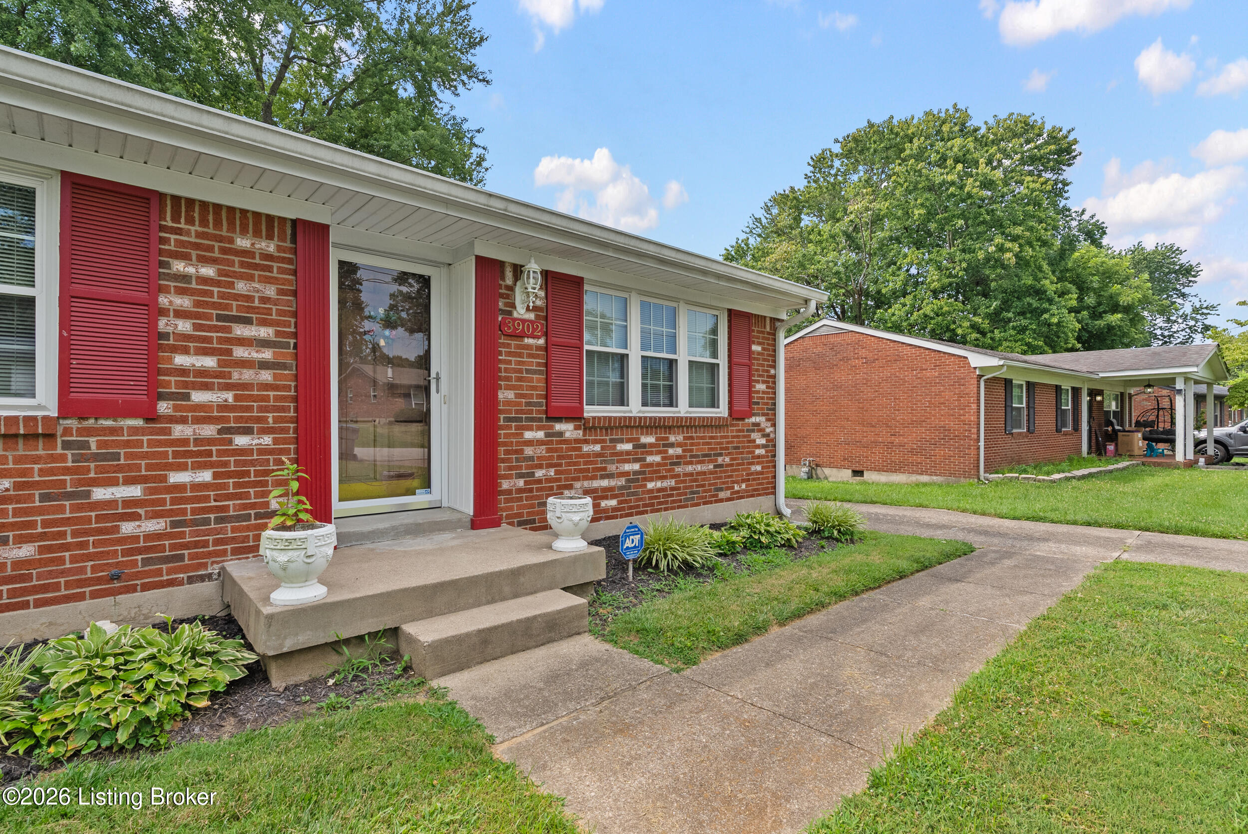 3902 Iron Horse Way Property Photo 3