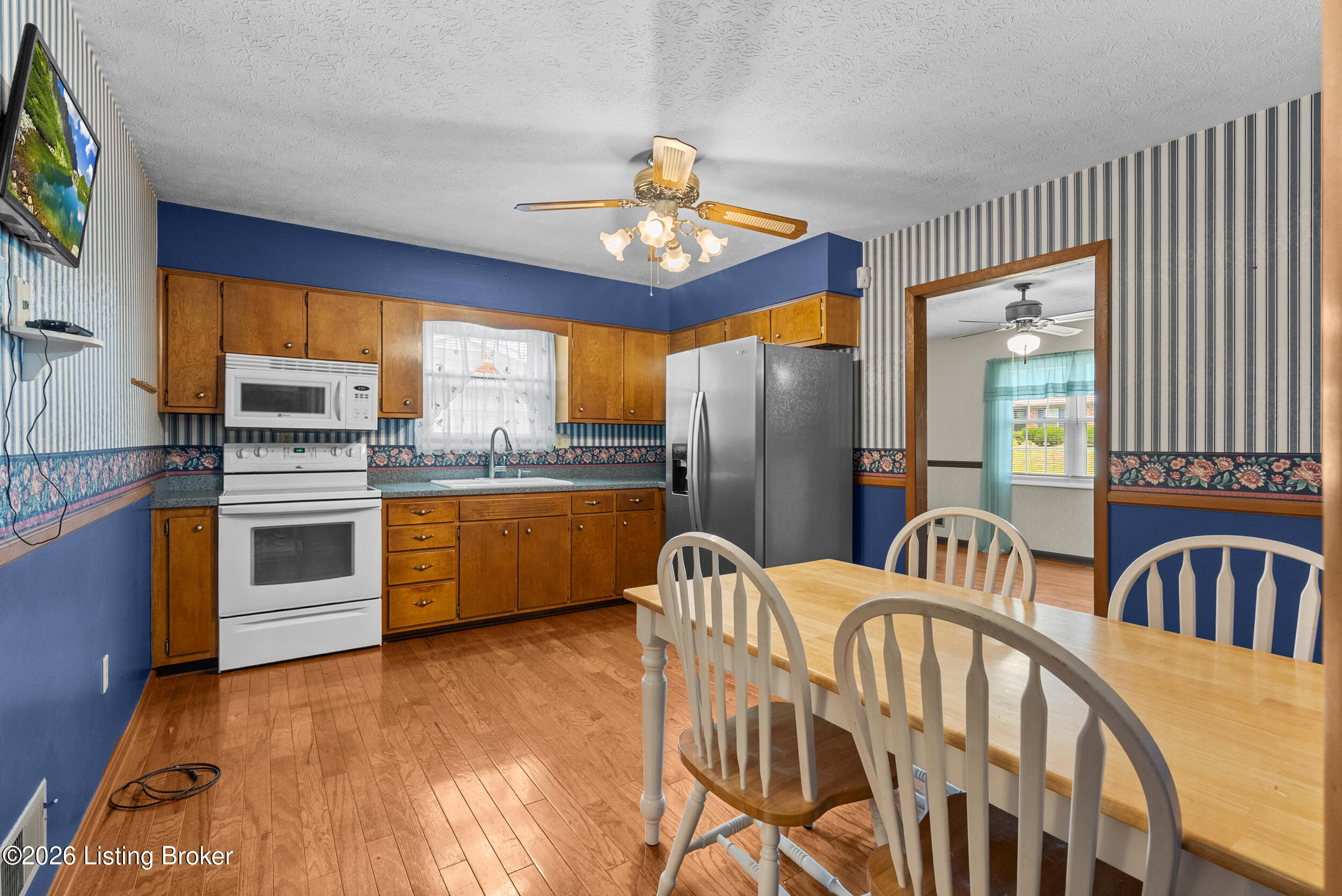 3902 Iron Horse Way Property Photo 12