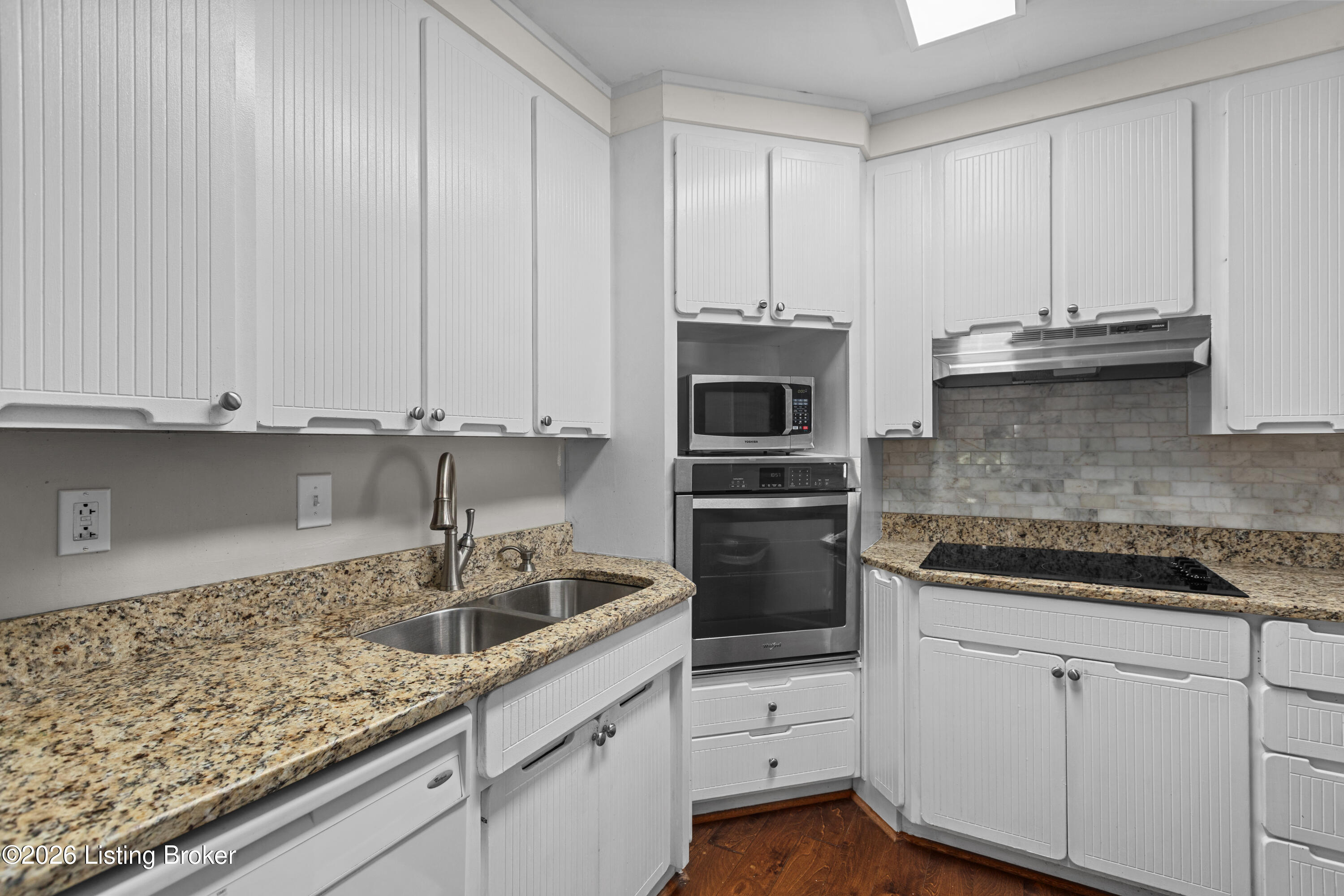 113 Locust Hill Property Photo 11