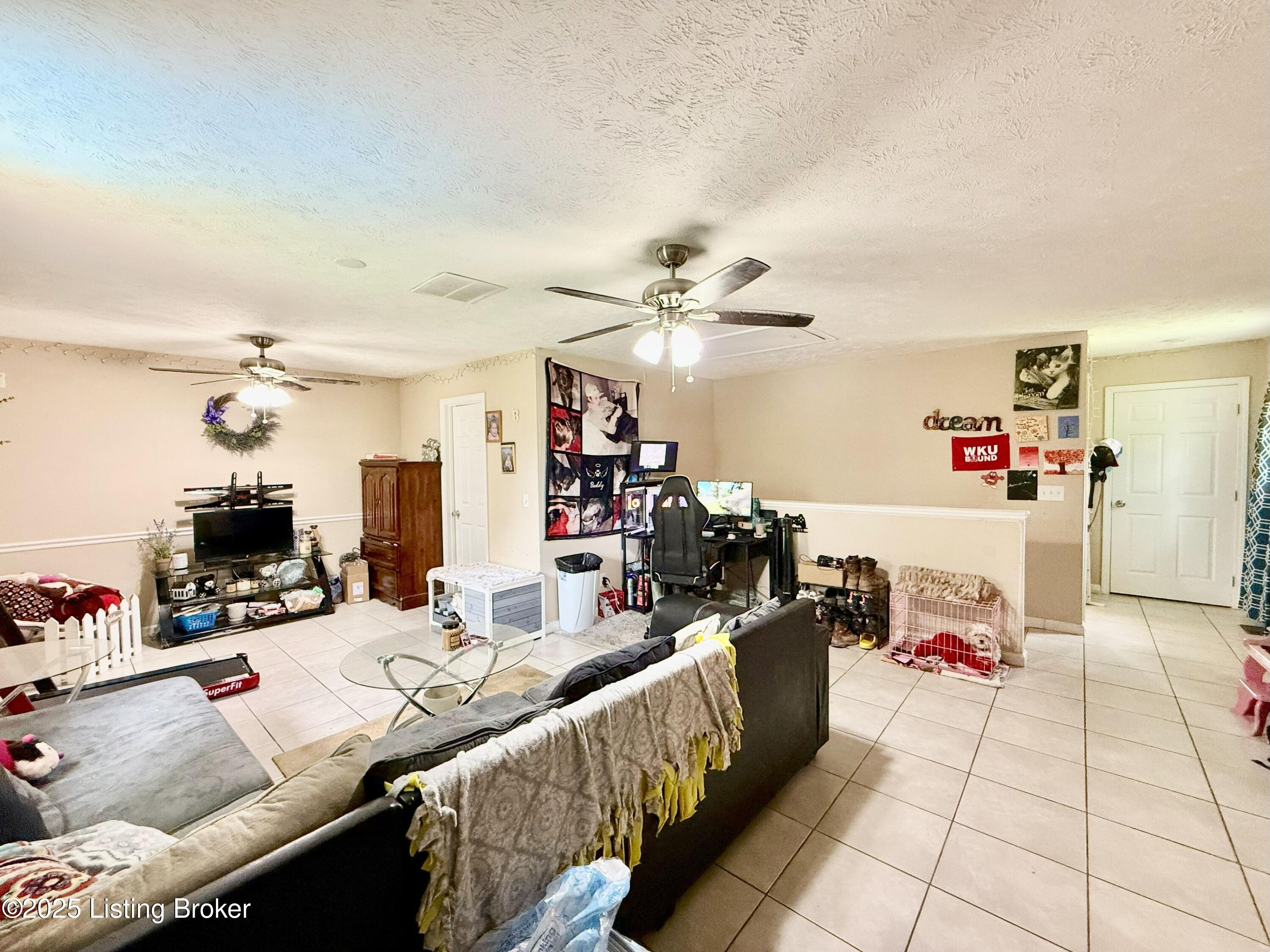 205 Fraim St Property Photo 18