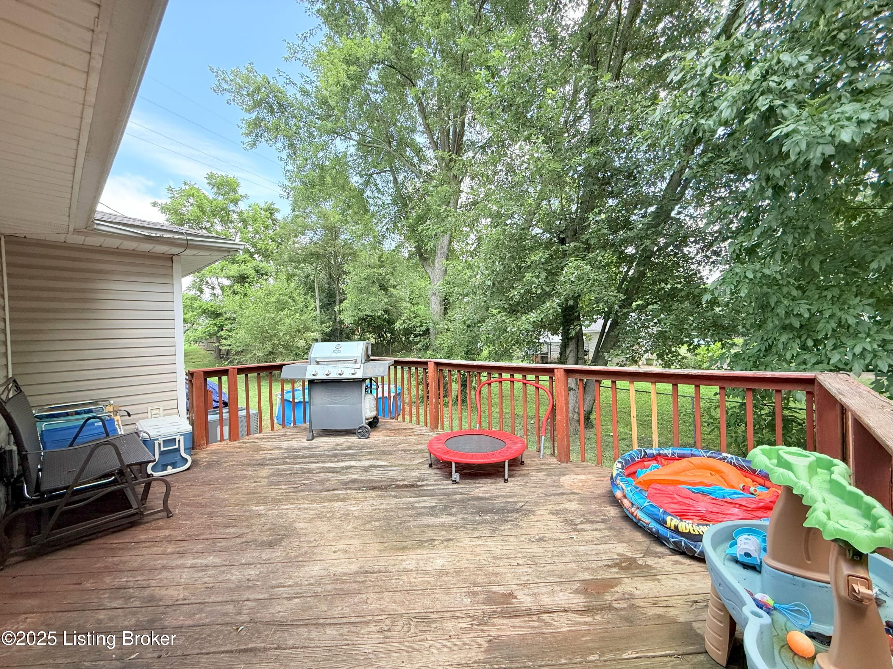 205 Fraim St Property Photo 21