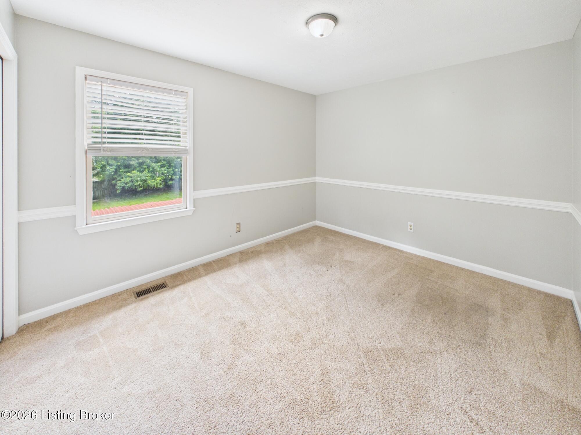 4825 Oak Pointe Dr Property Photo 15