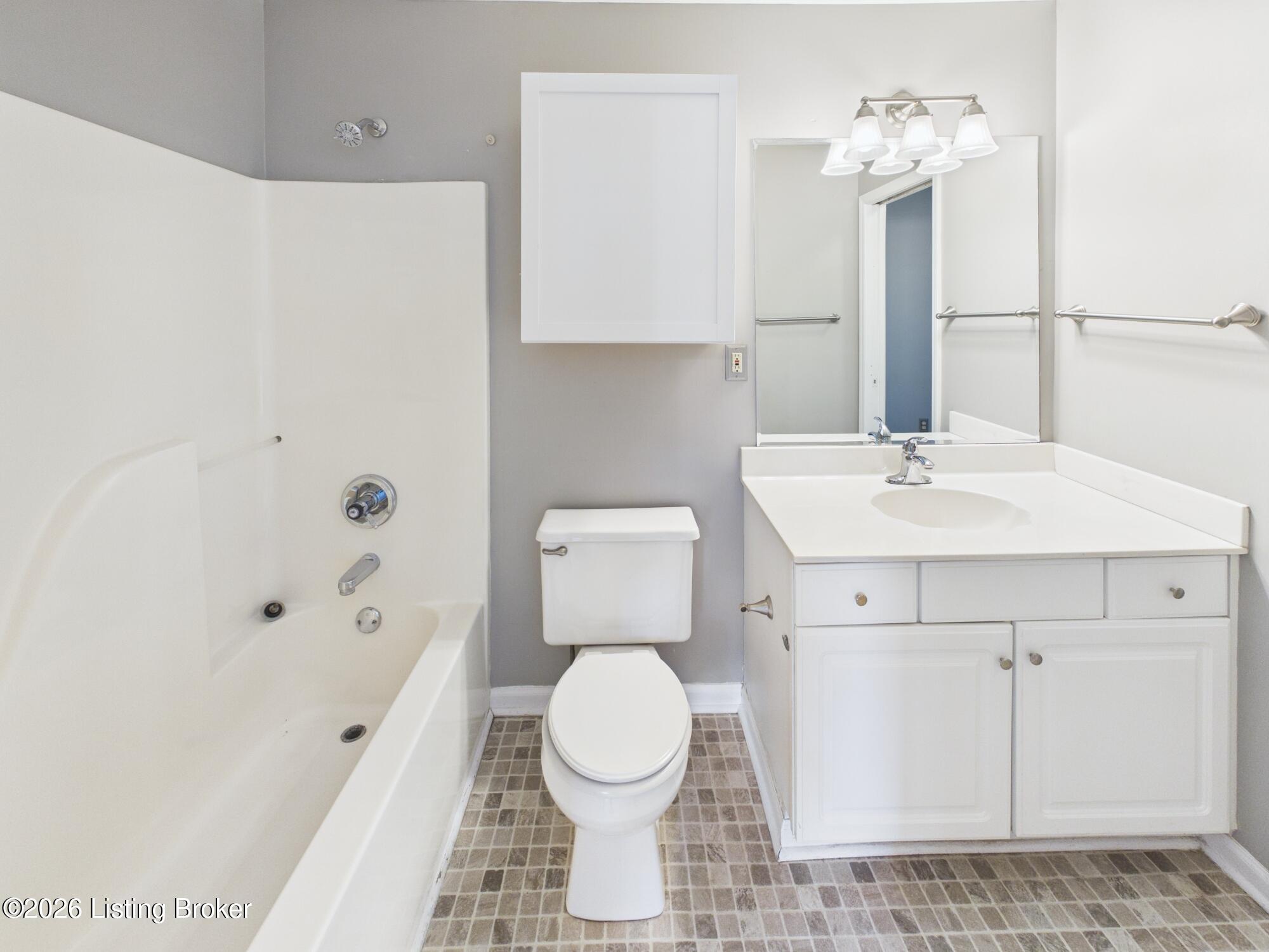 4825 Oak Pointe Dr Property Photo 22