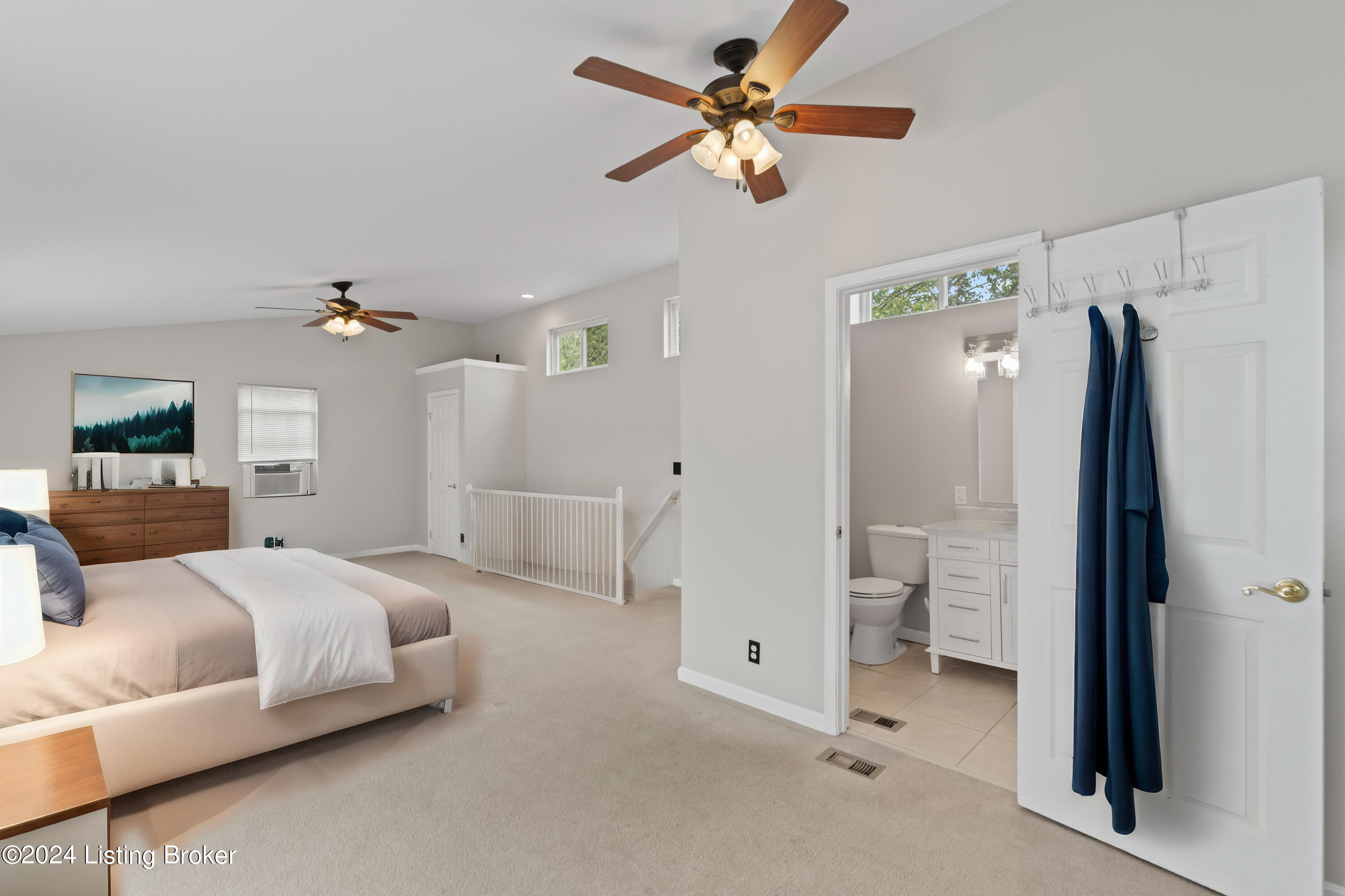 3810 Norbourne Blvd Property Photo 20