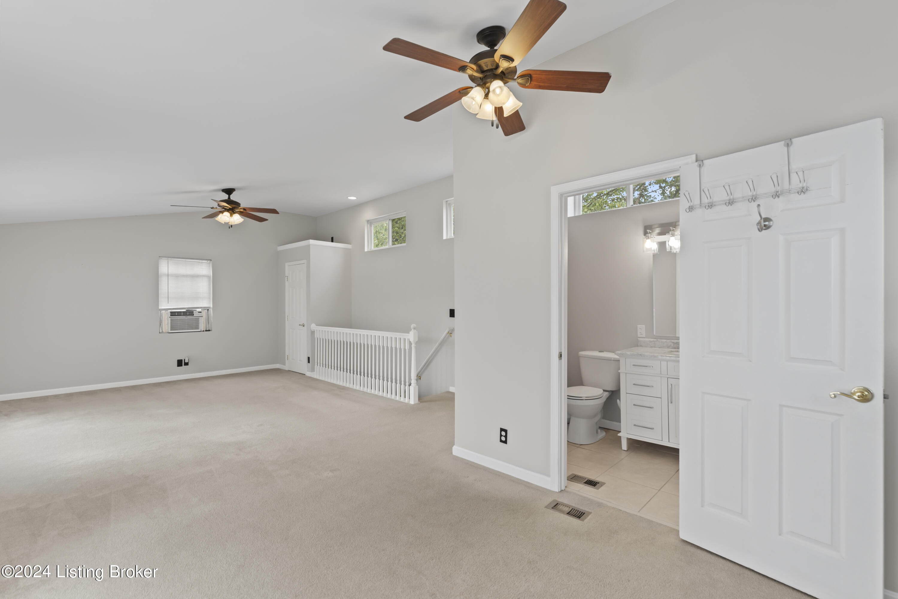 3810 Norbourne Blvd Property Photo 21