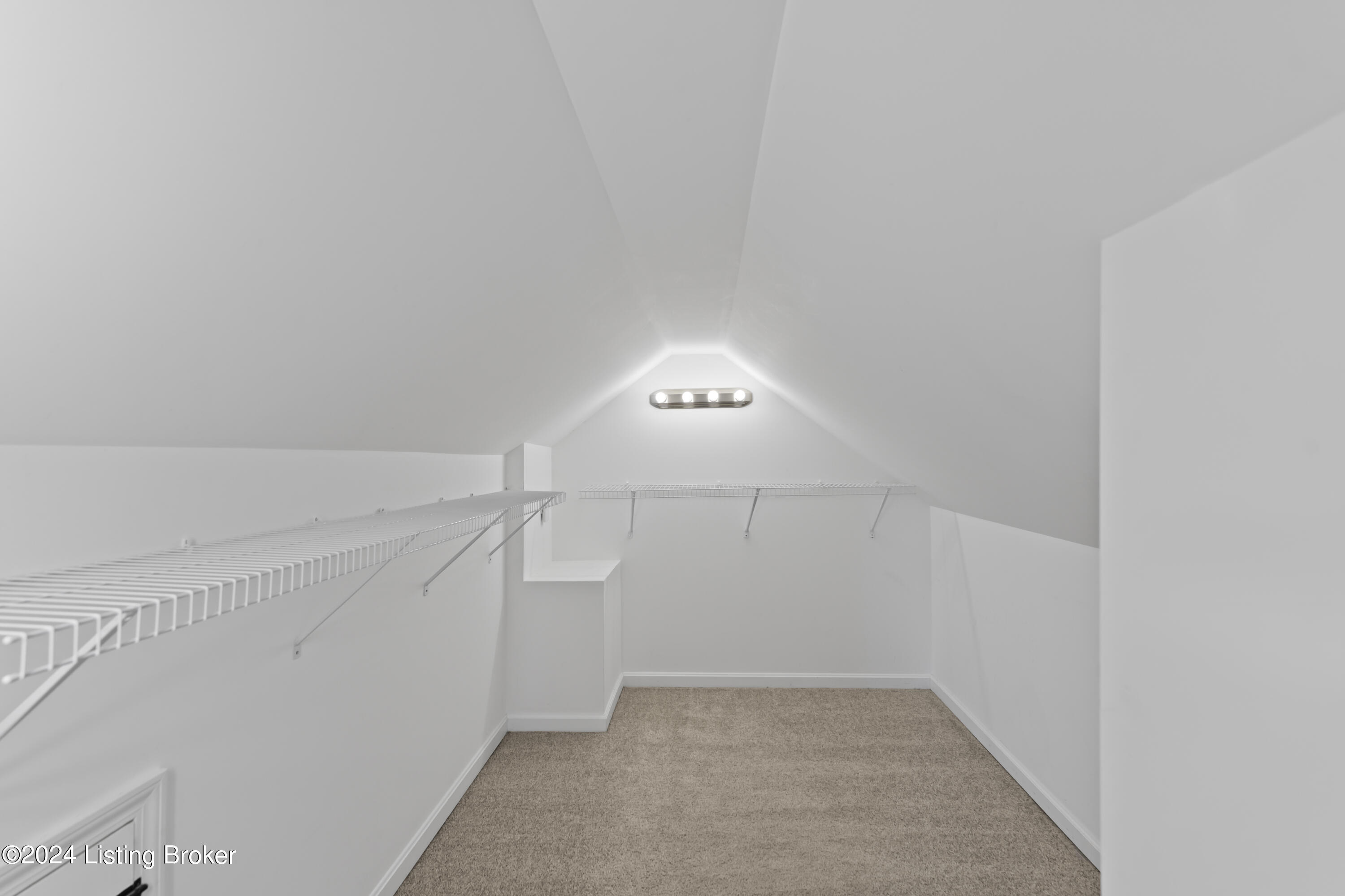 3810 Norbourne Blvd Property Photo 23