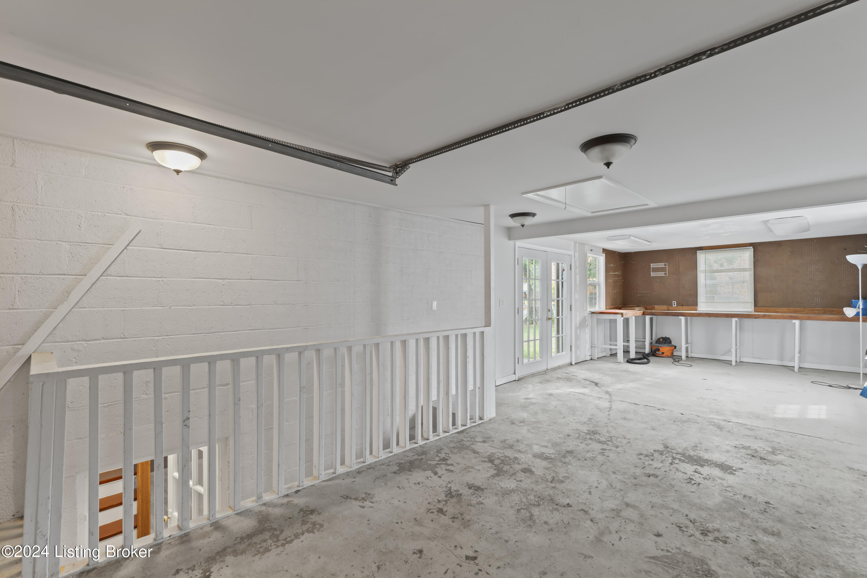 3810 Norbourne Blvd Property Photo 33