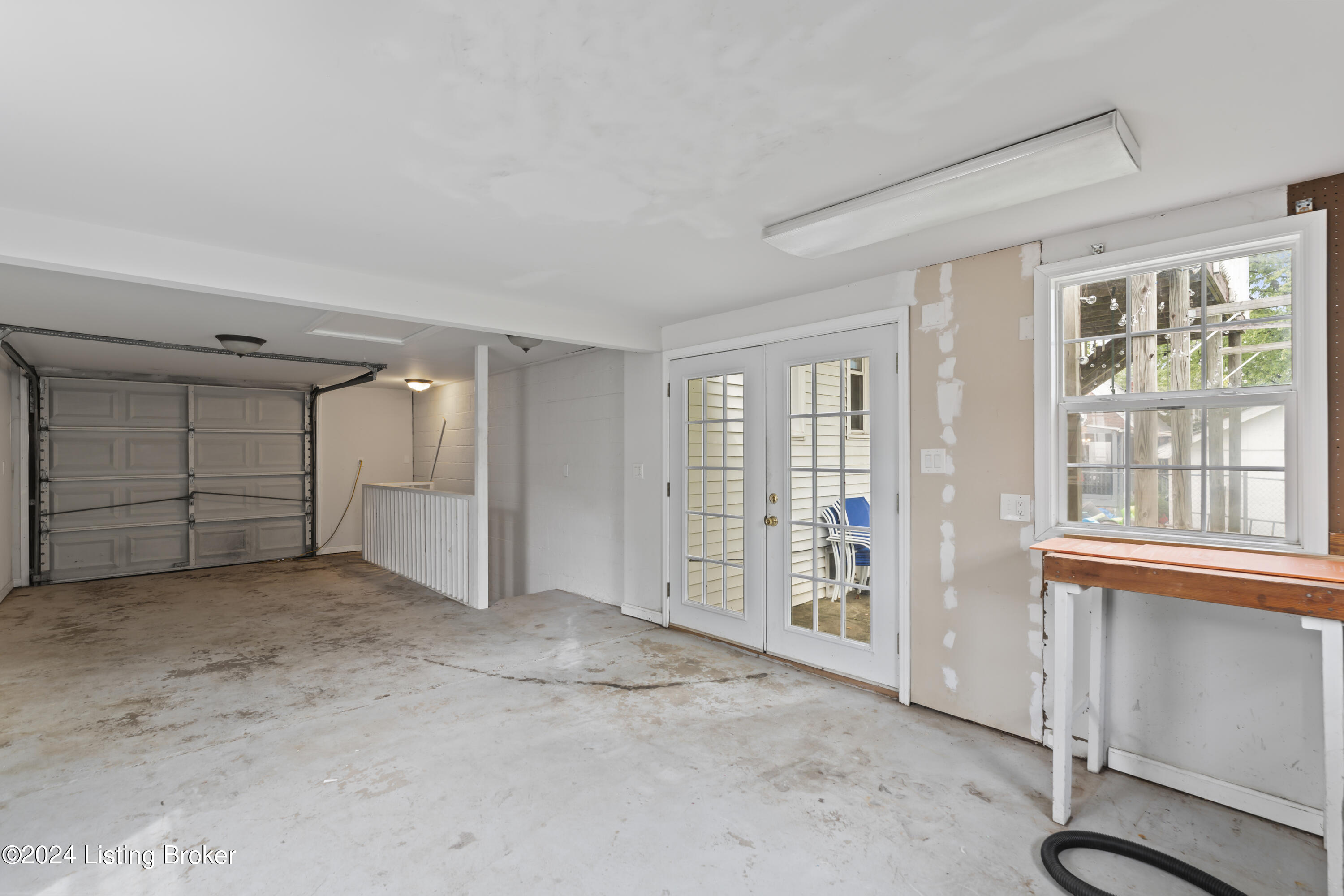 3810 Norbourne Blvd Property Photo 34