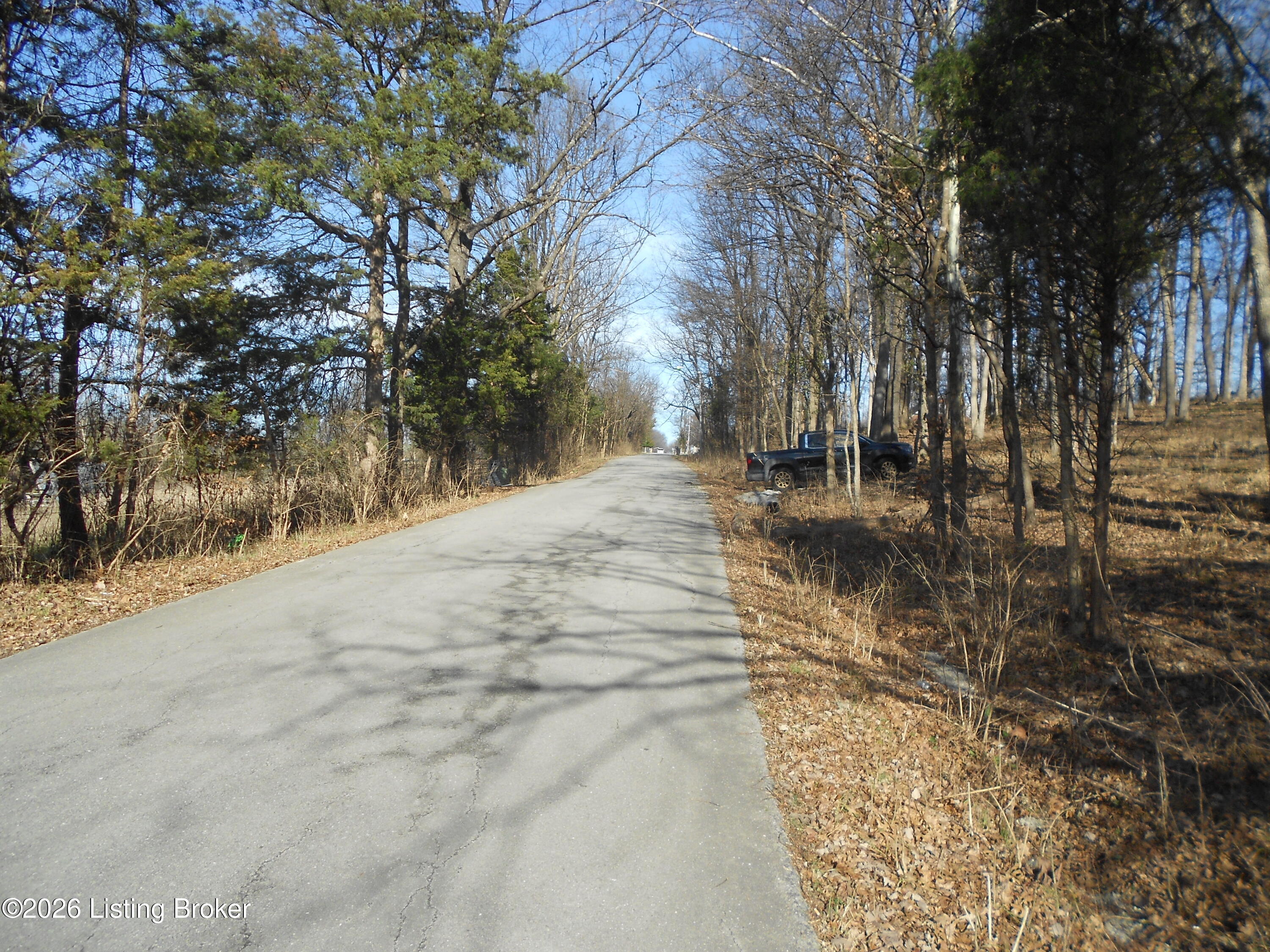 195 Sunset Dr Property Photo 1