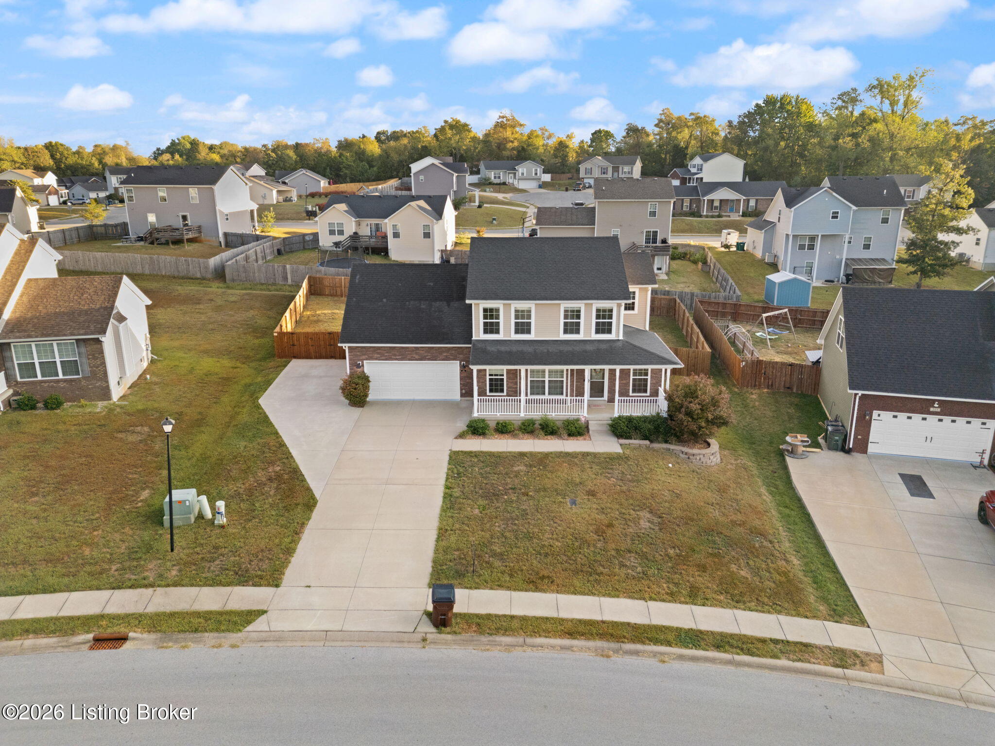 213 Butterfield Dr Property Photo 7