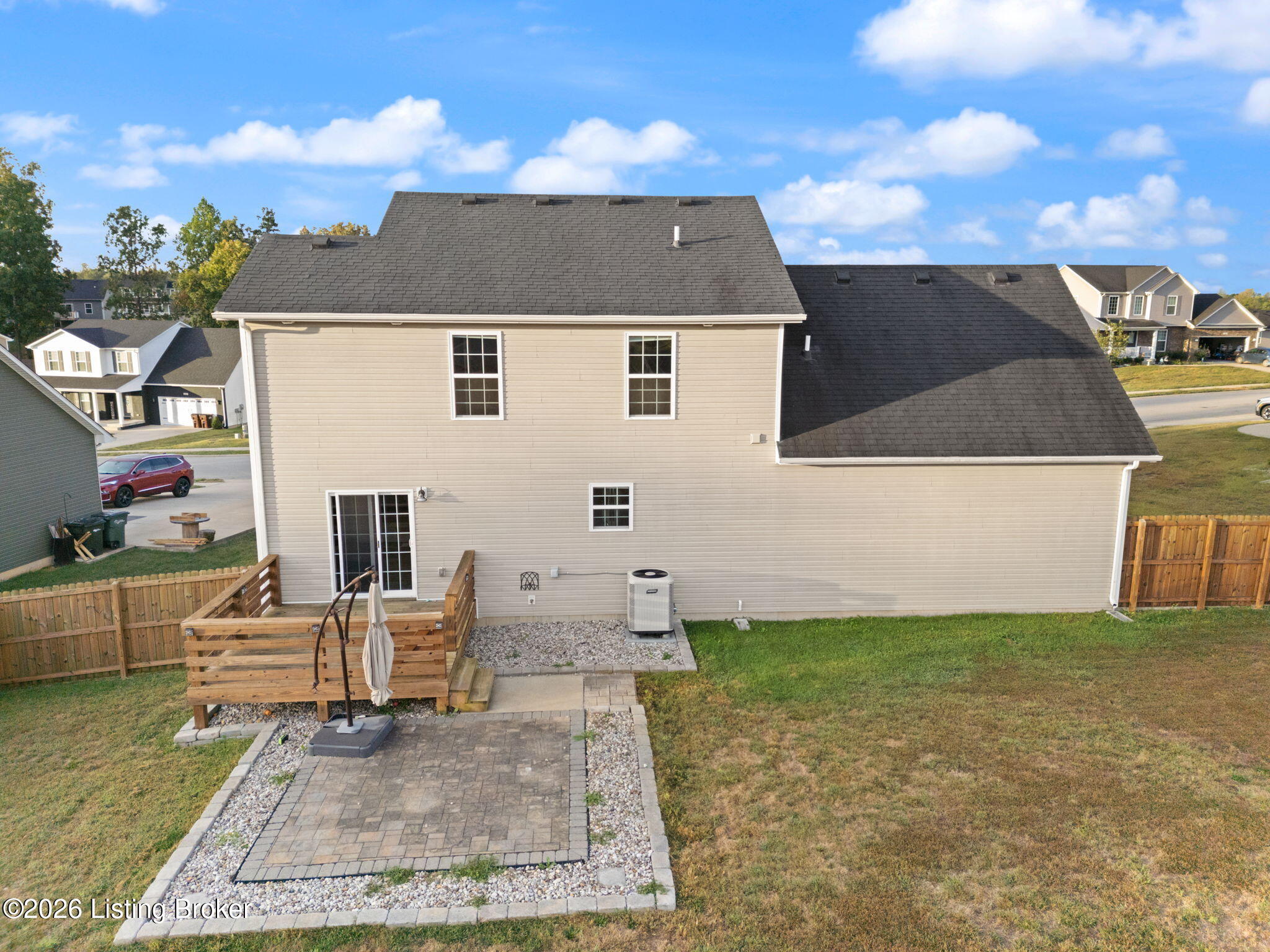 213 Butterfield Dr Property Photo 15