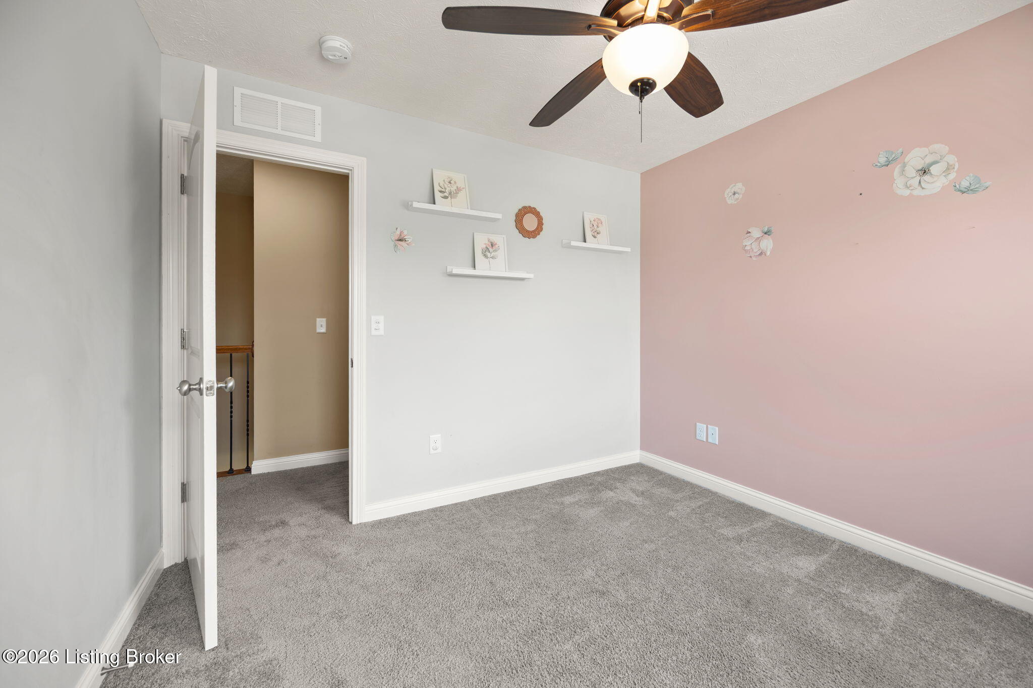213 Butterfield Dr Property Photo 41