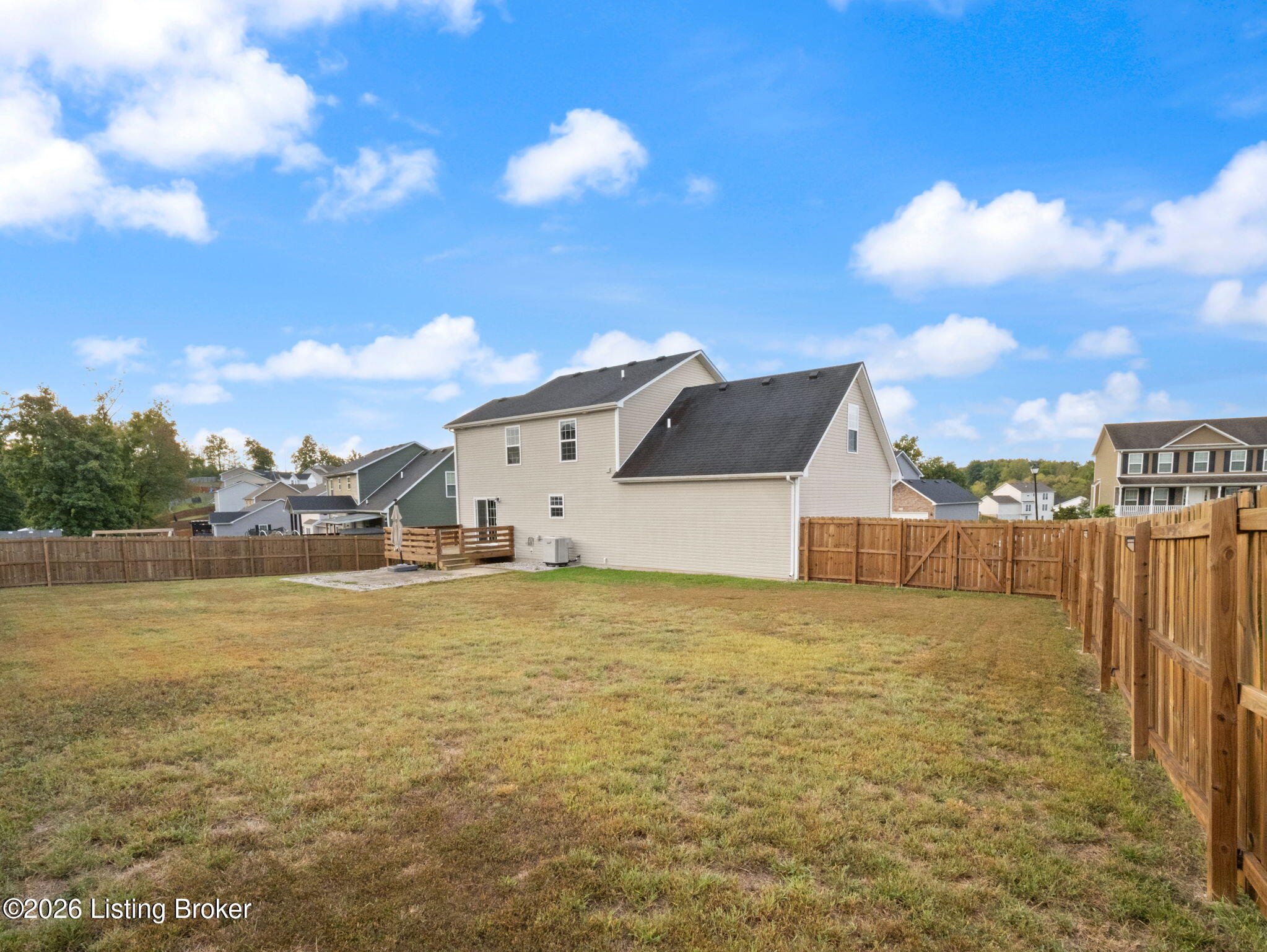 213 Butterfield Dr Property Photo 41