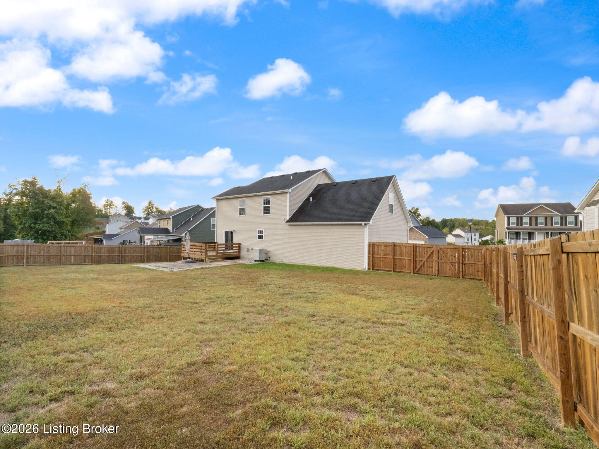 213 Butterfield Dr Property Photo 42