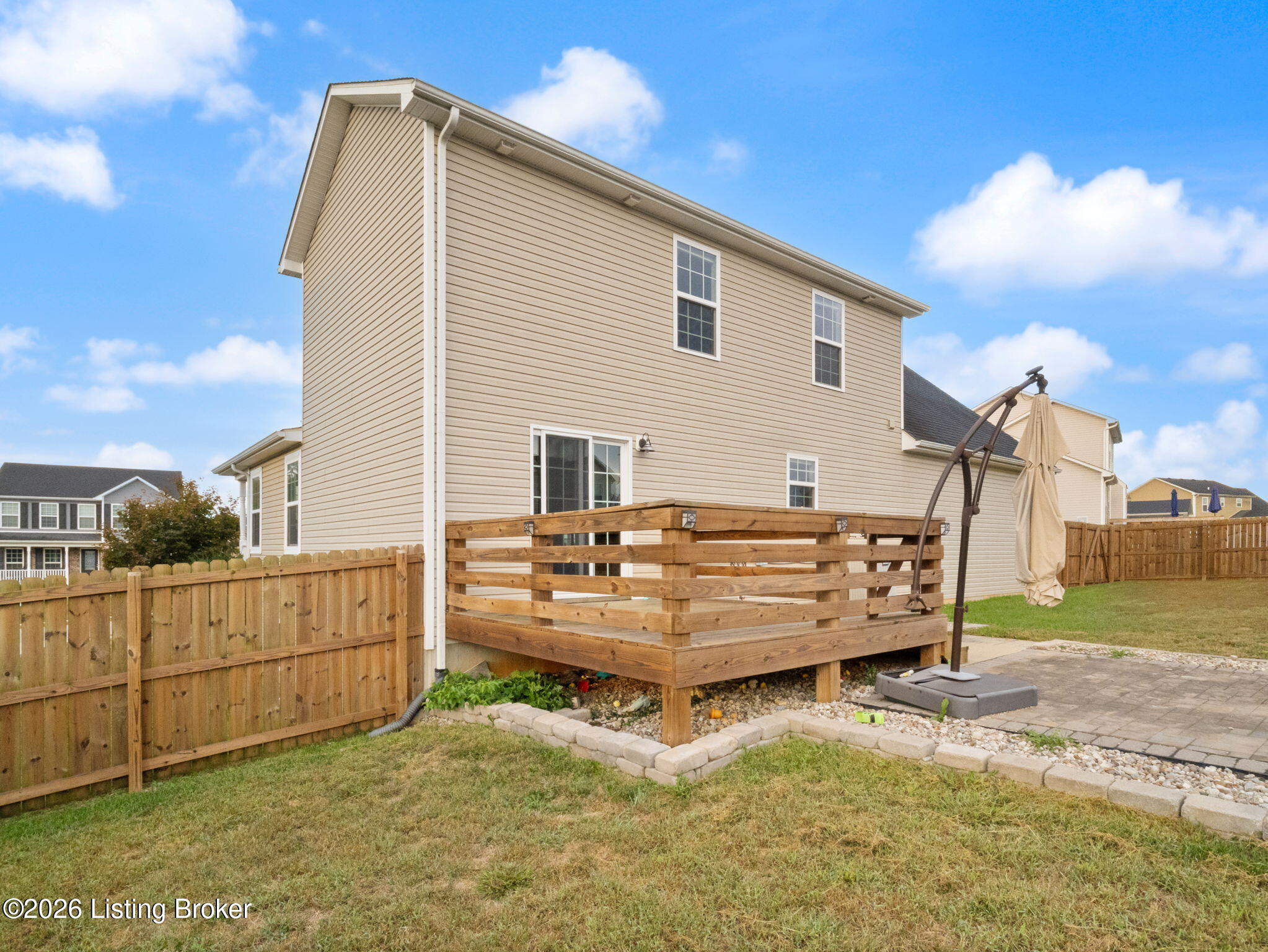 213 Butterfield Dr Property Photo 47
