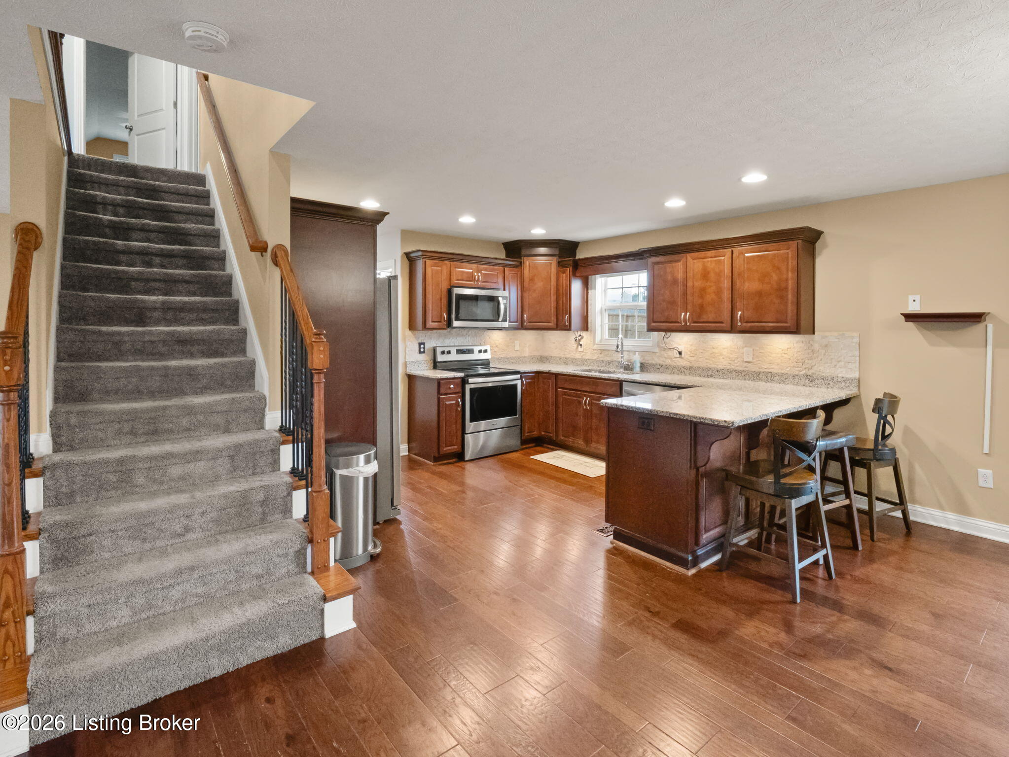 213 Butterfield Dr Property Photo 64