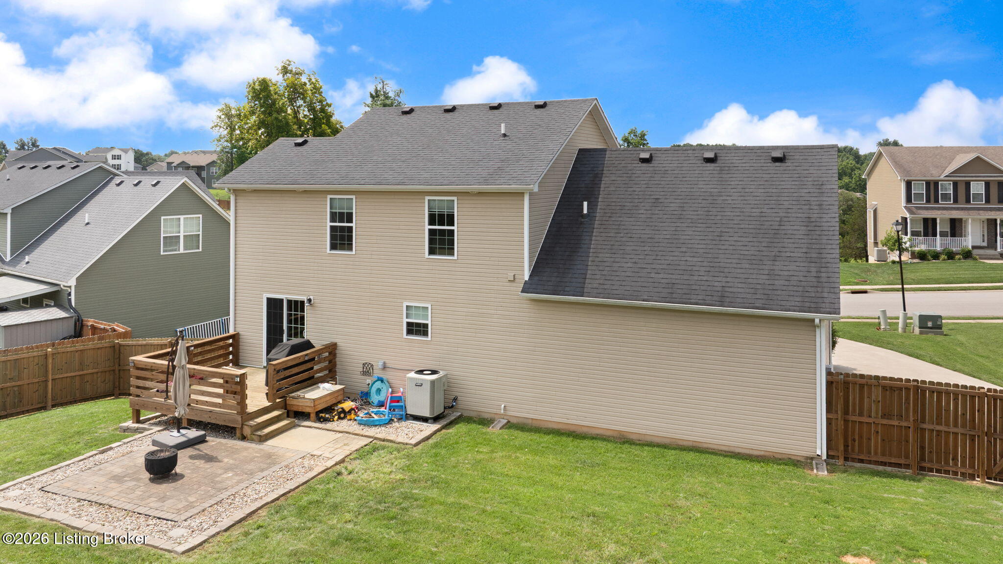 213 Butterfield Dr Property Photo 69