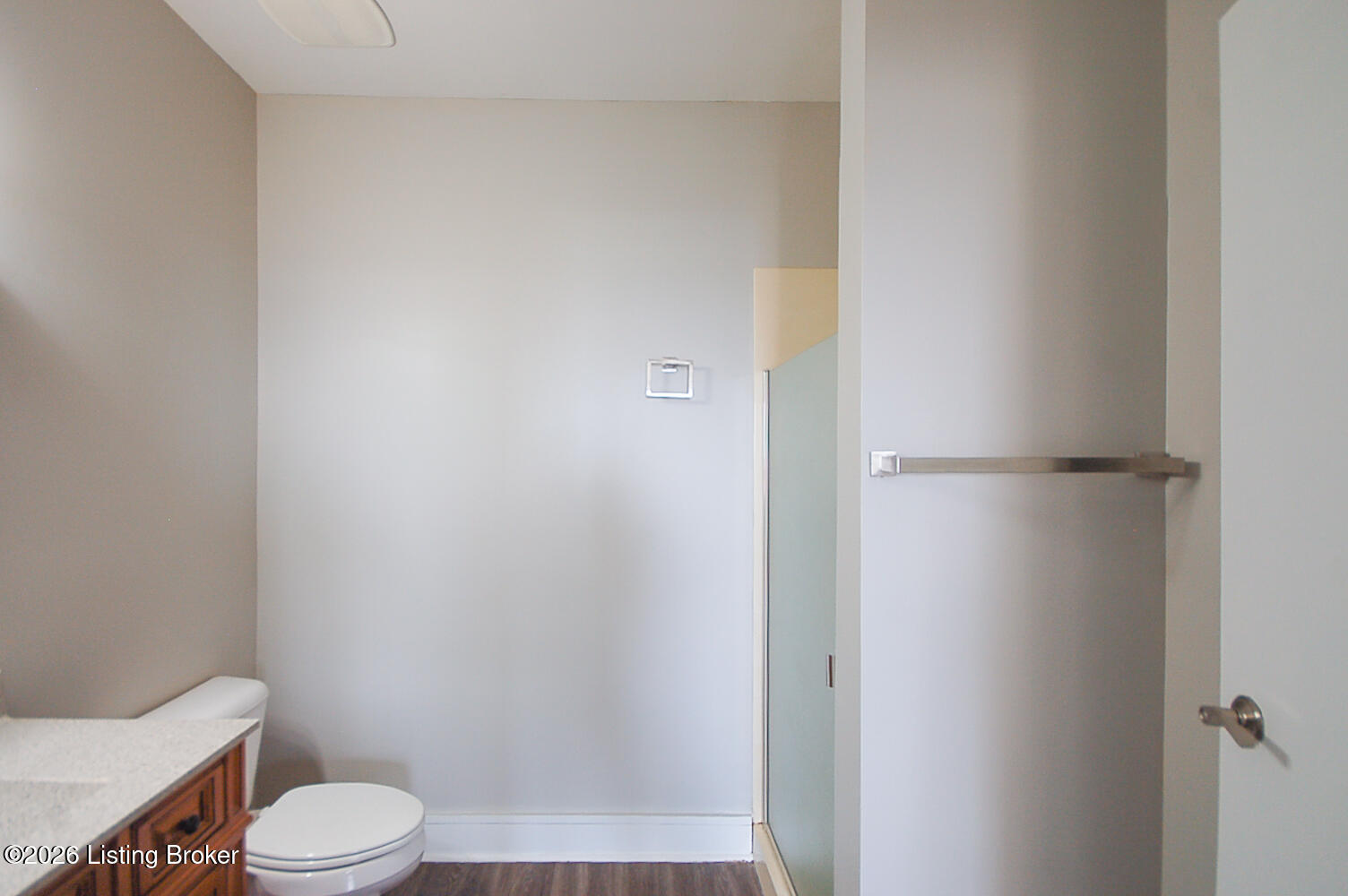 323 W Broadway 1003 Property Photo 5