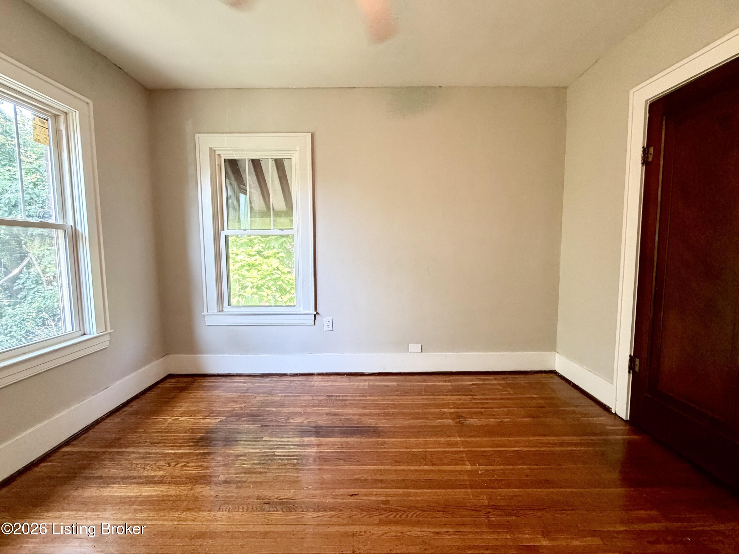 668 Lindell Ave 2 Property Photo 7