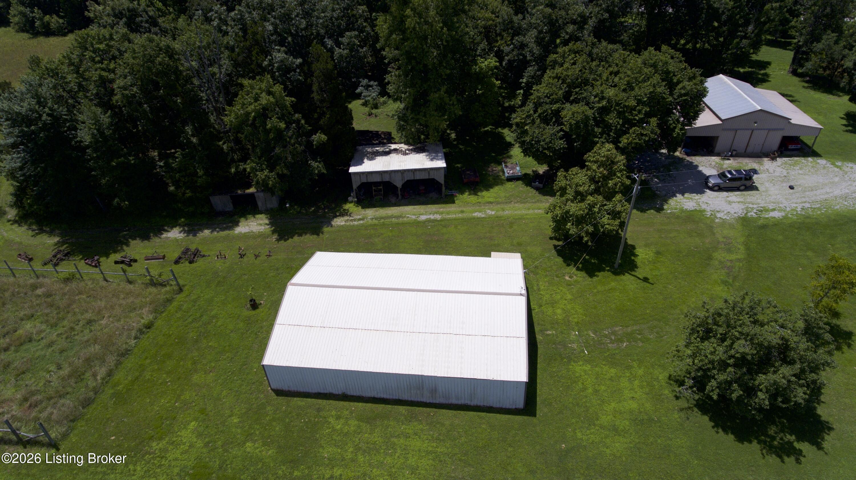 390 Kinder Ln Property Photo 10