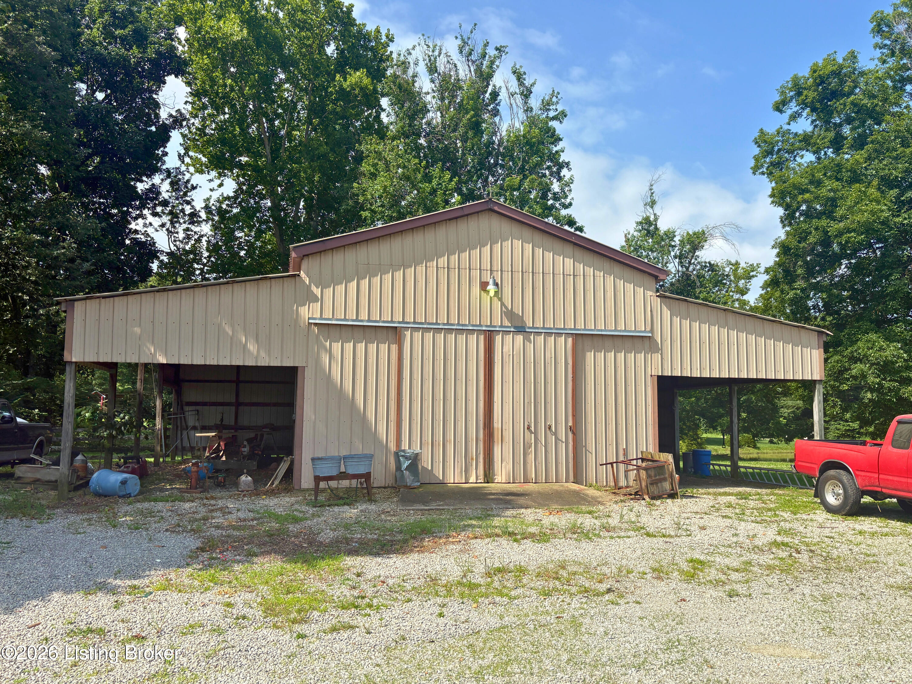 390 Kinder Ln Property Photo 24