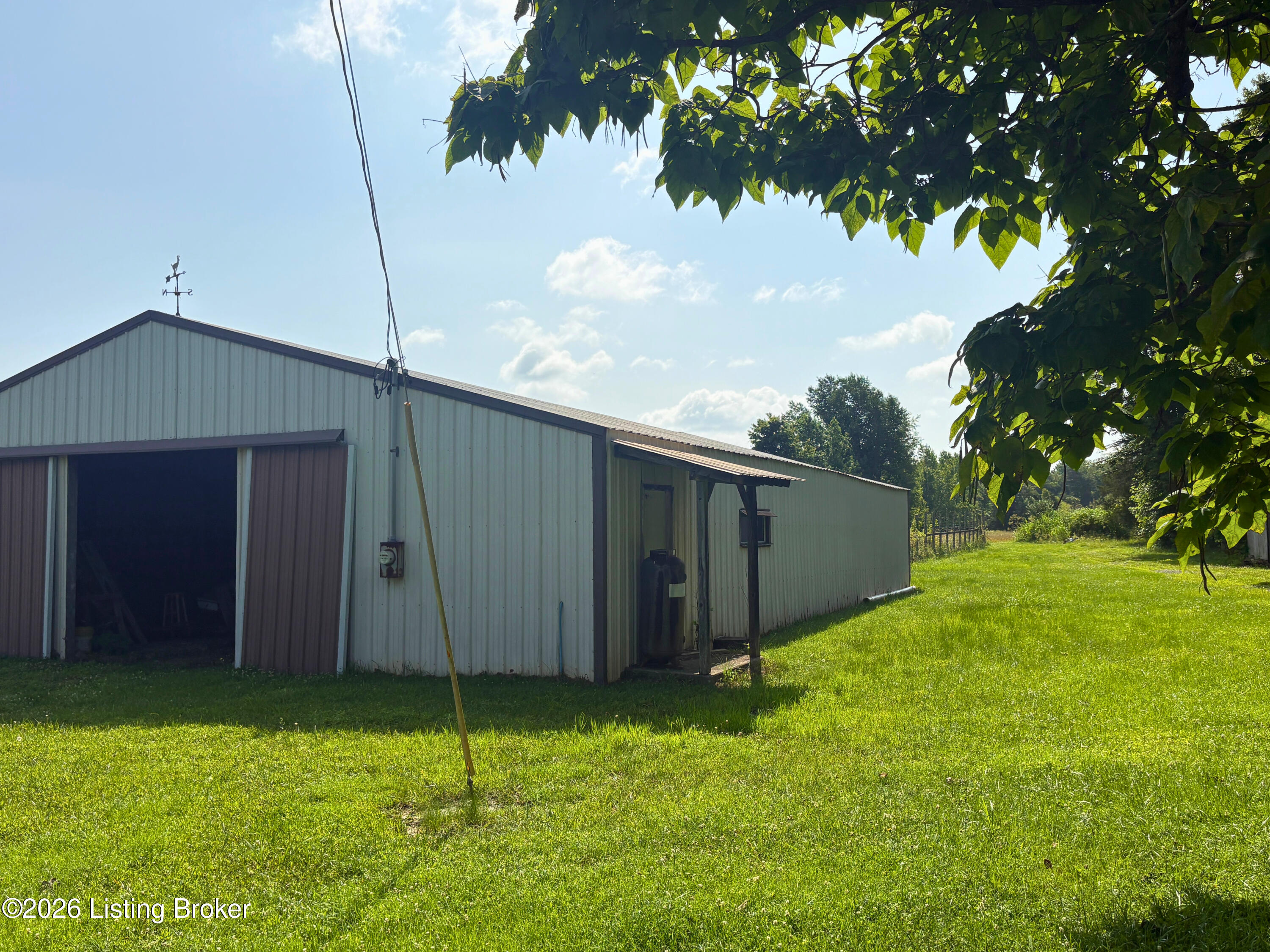 390 Kinder Ln Property Photo 26