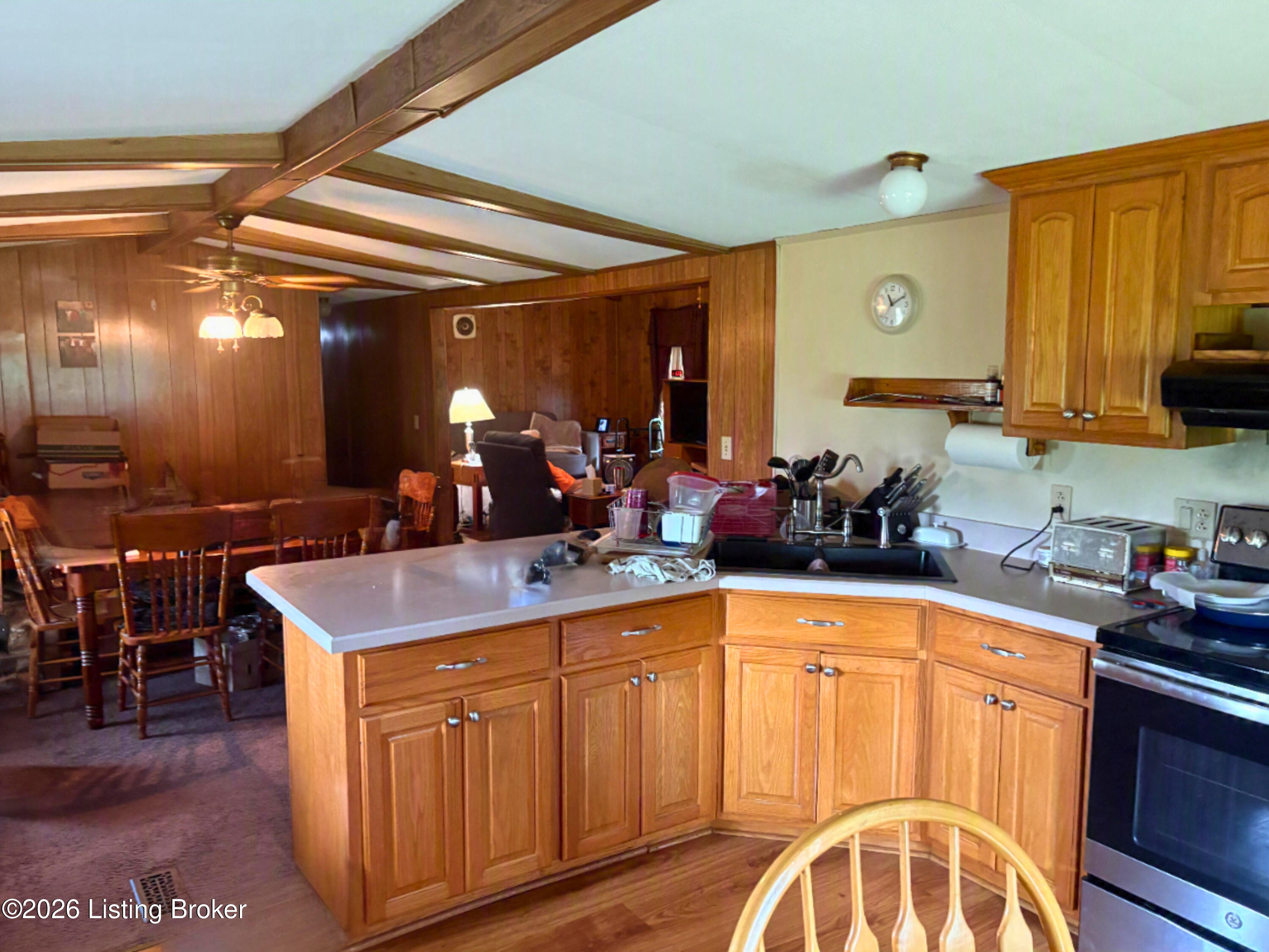390 Kinder Ln Property Photo 29