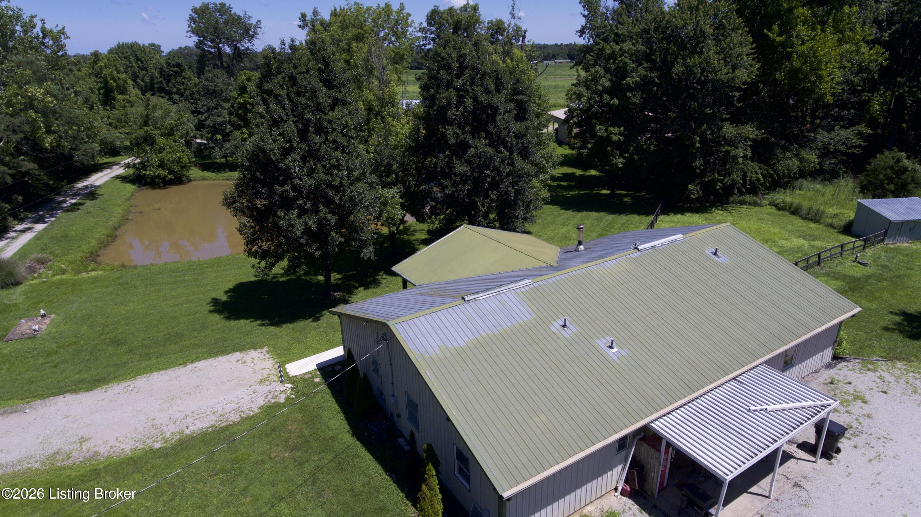 394 Kinder Ln Property Photo 15