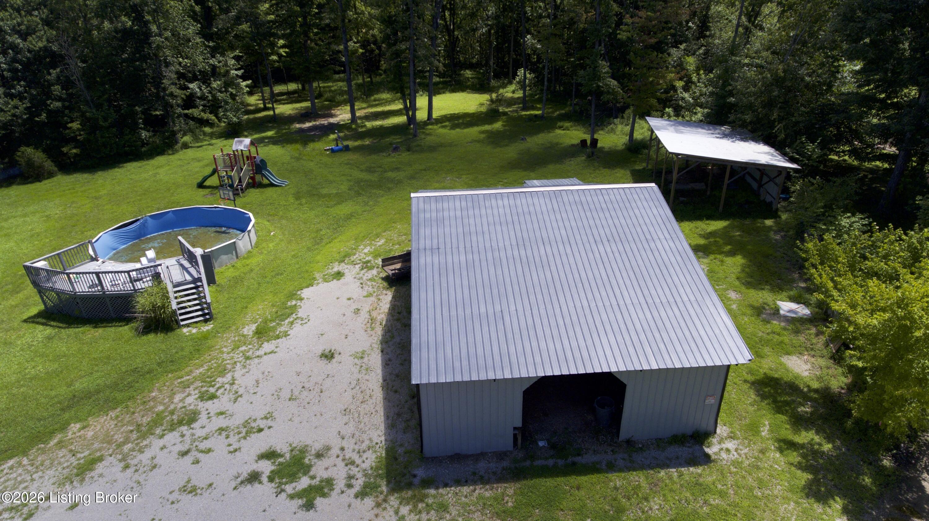 394 Kinder Ln Property Photo 16