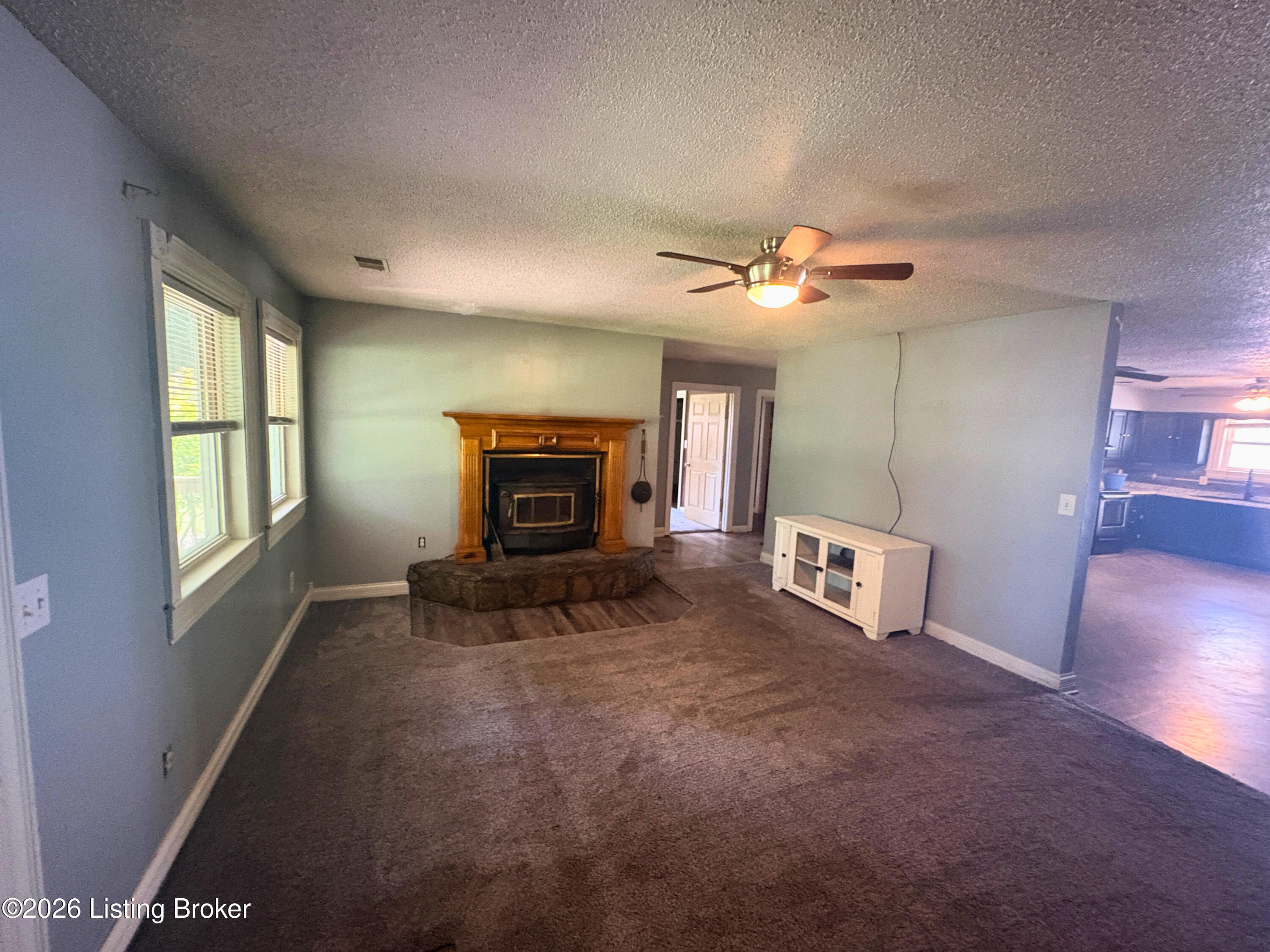394 Kinder Ln Property Photo 32