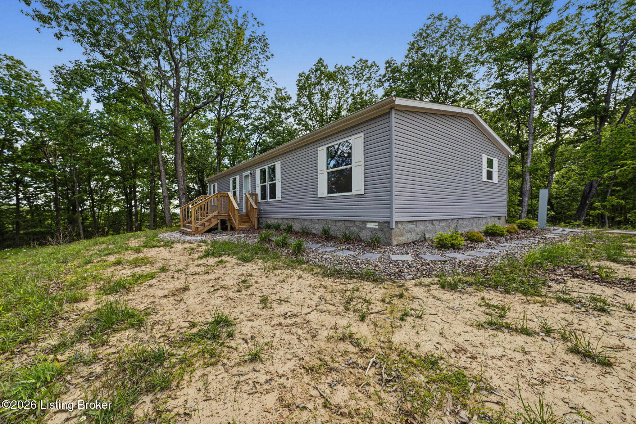 22 Reed Ct Property Photo 3