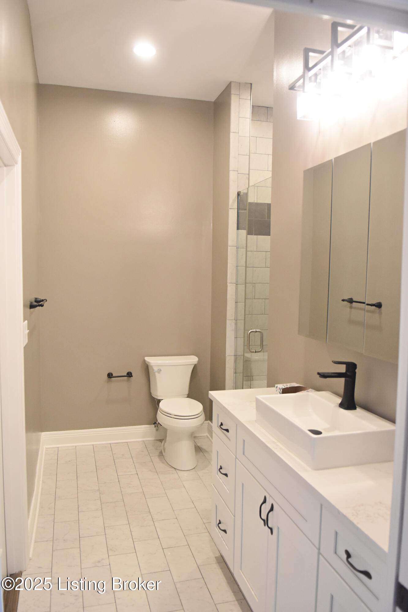 177 Pope St Property Photo 2