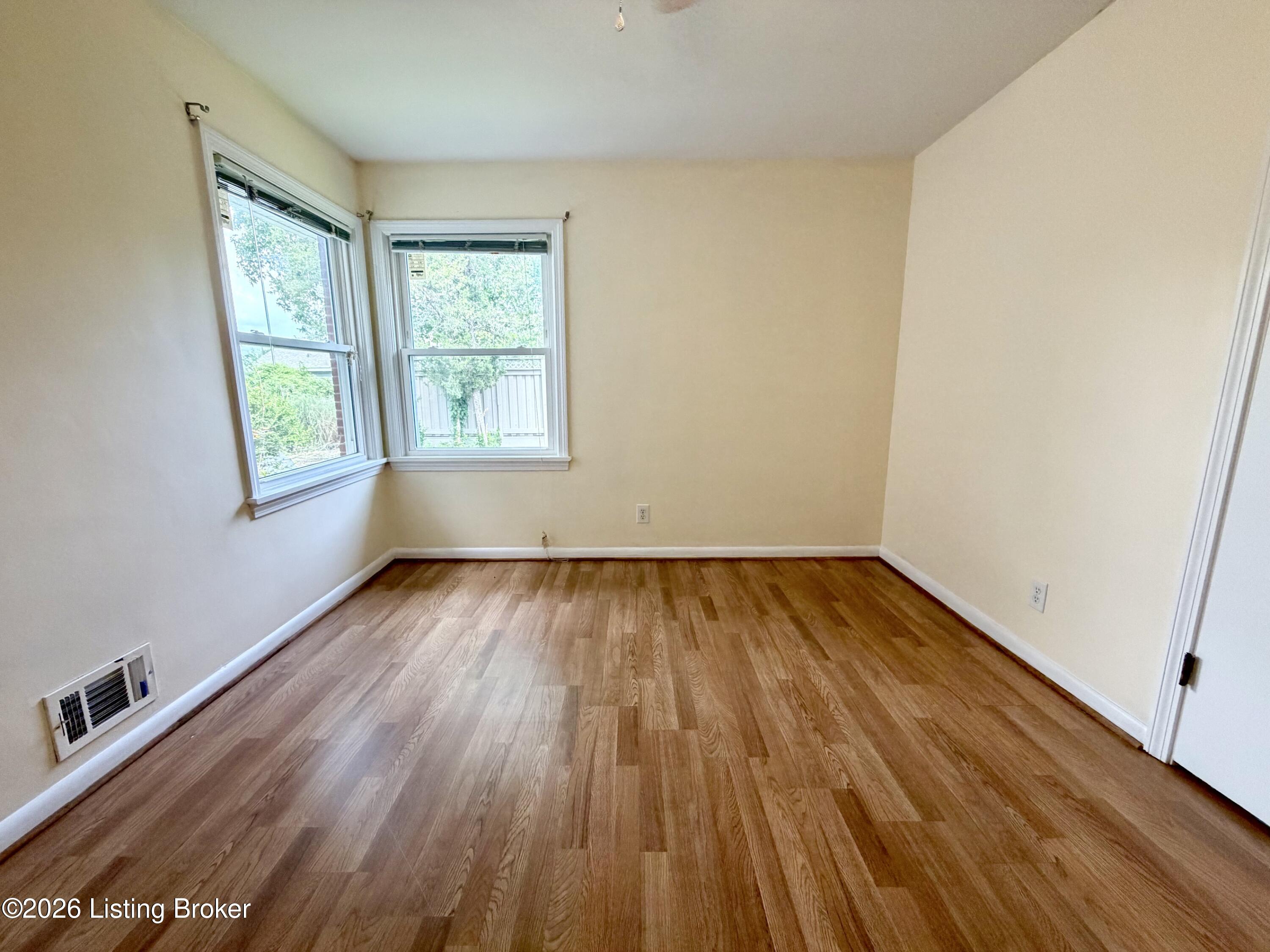 708 Grant Ave Property Photo 10