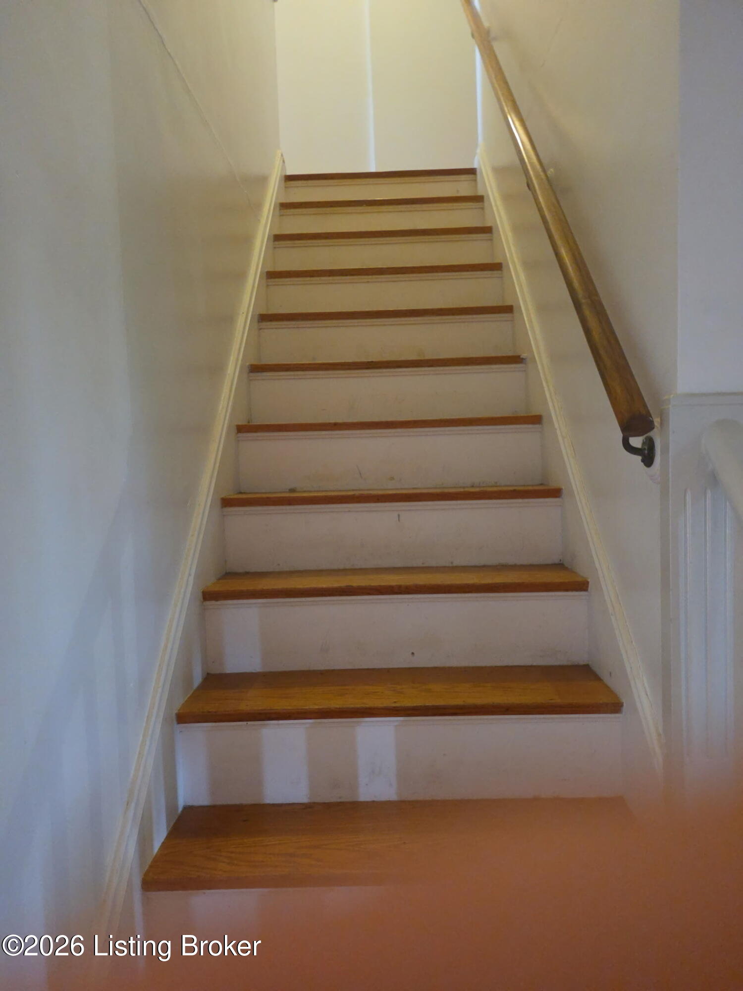 202 Cleveland Ave Property Photo 5