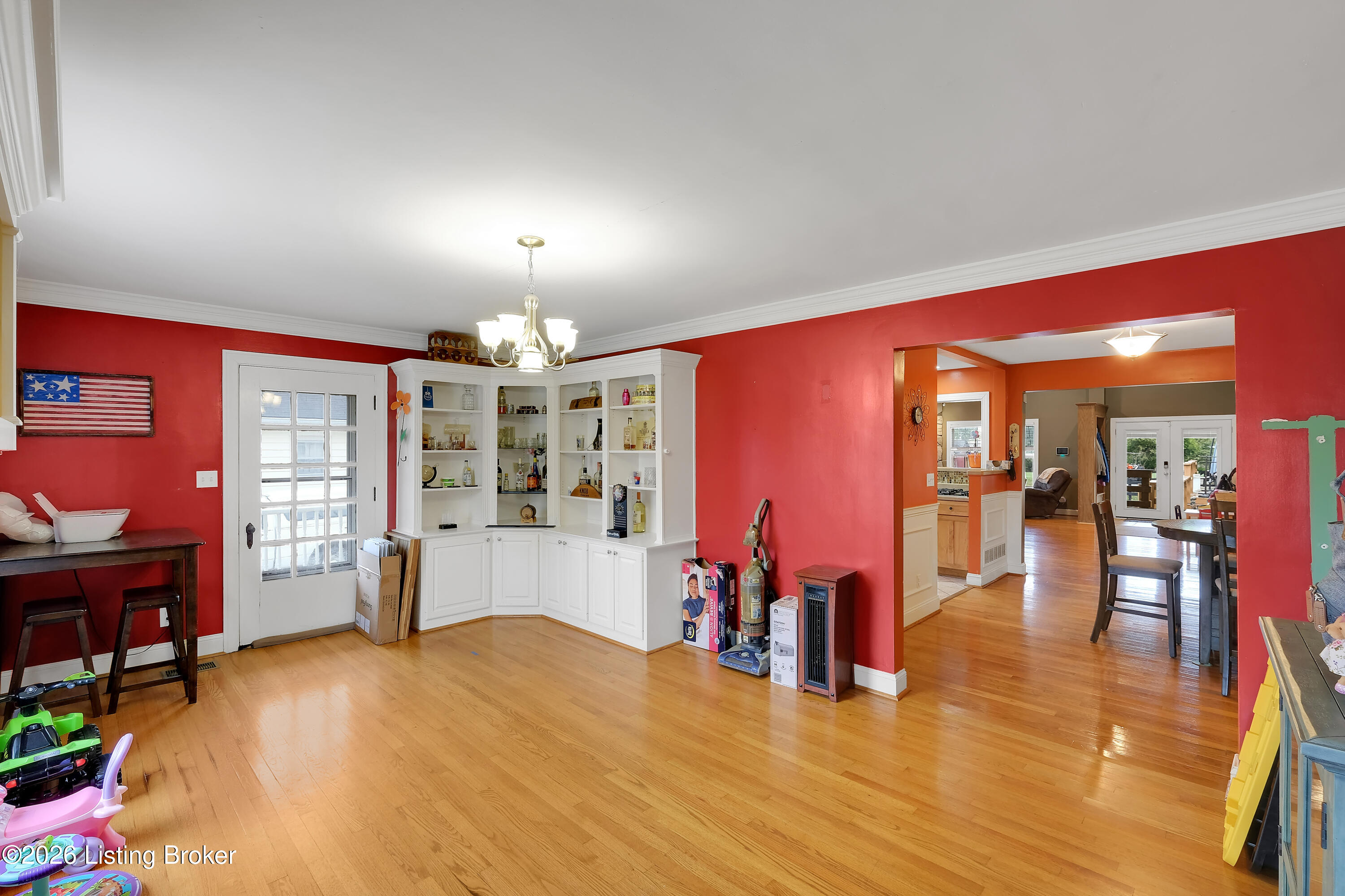 7601 Greenwood Rd Property Photo 37