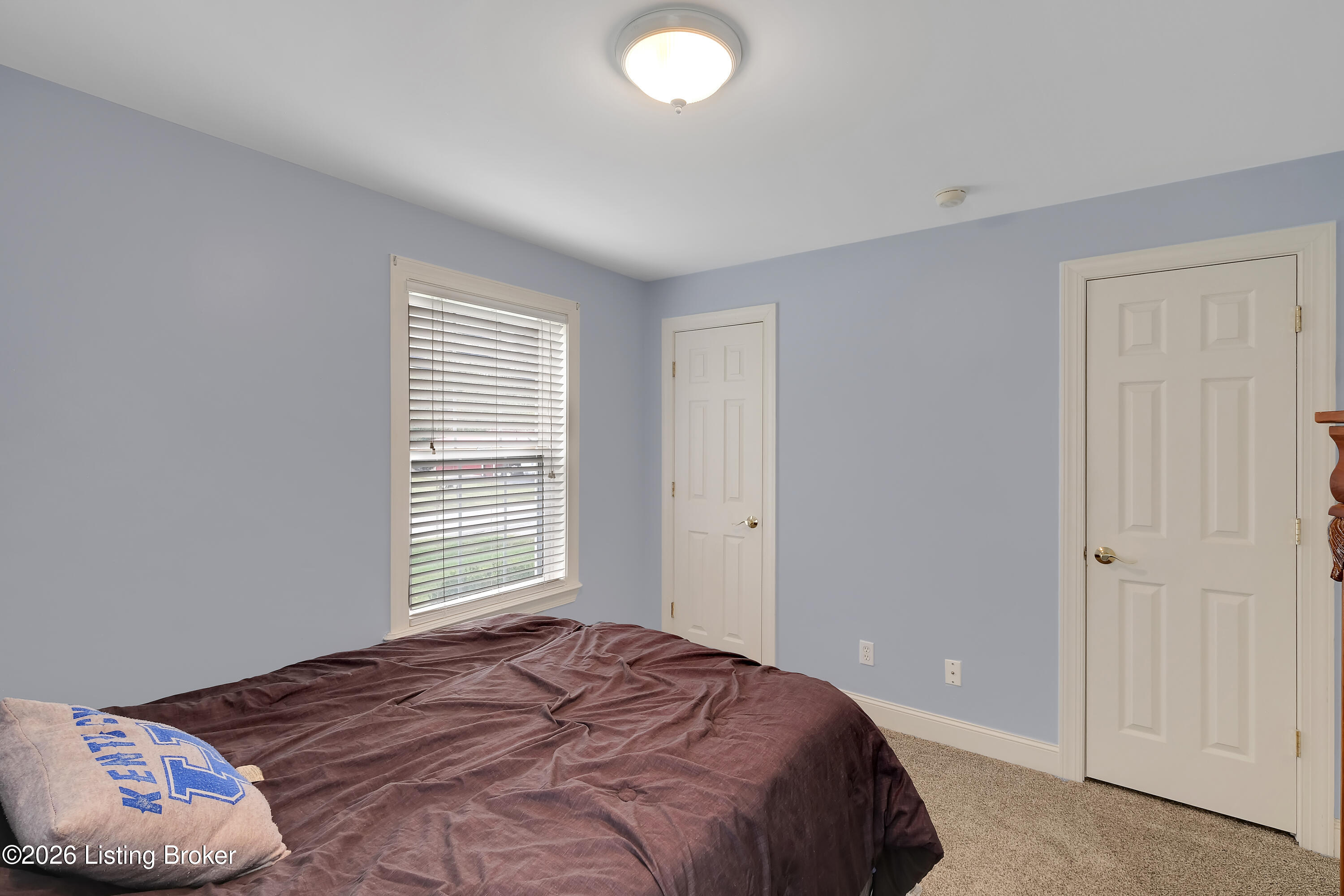 7601 Greenwood Rd Property Photo 43