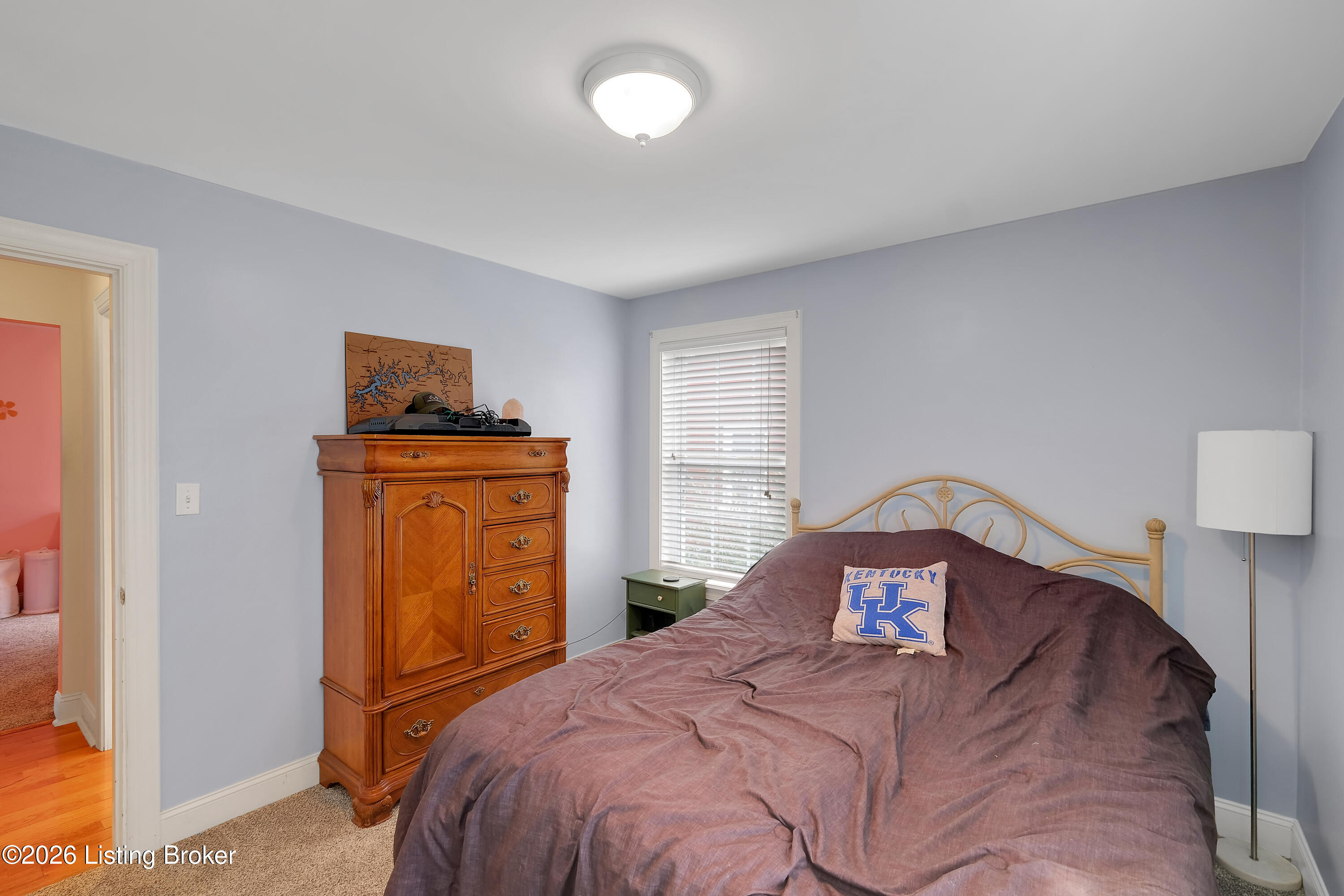 7601 Greenwood Rd Property Photo 45