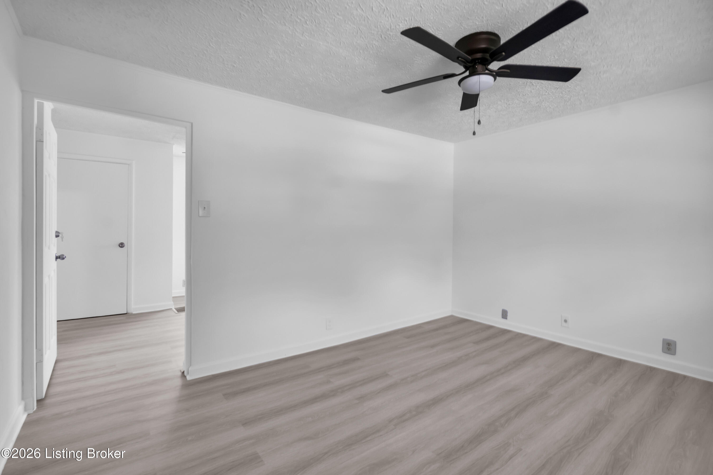 3210 Mildred Dr Property Photo 26