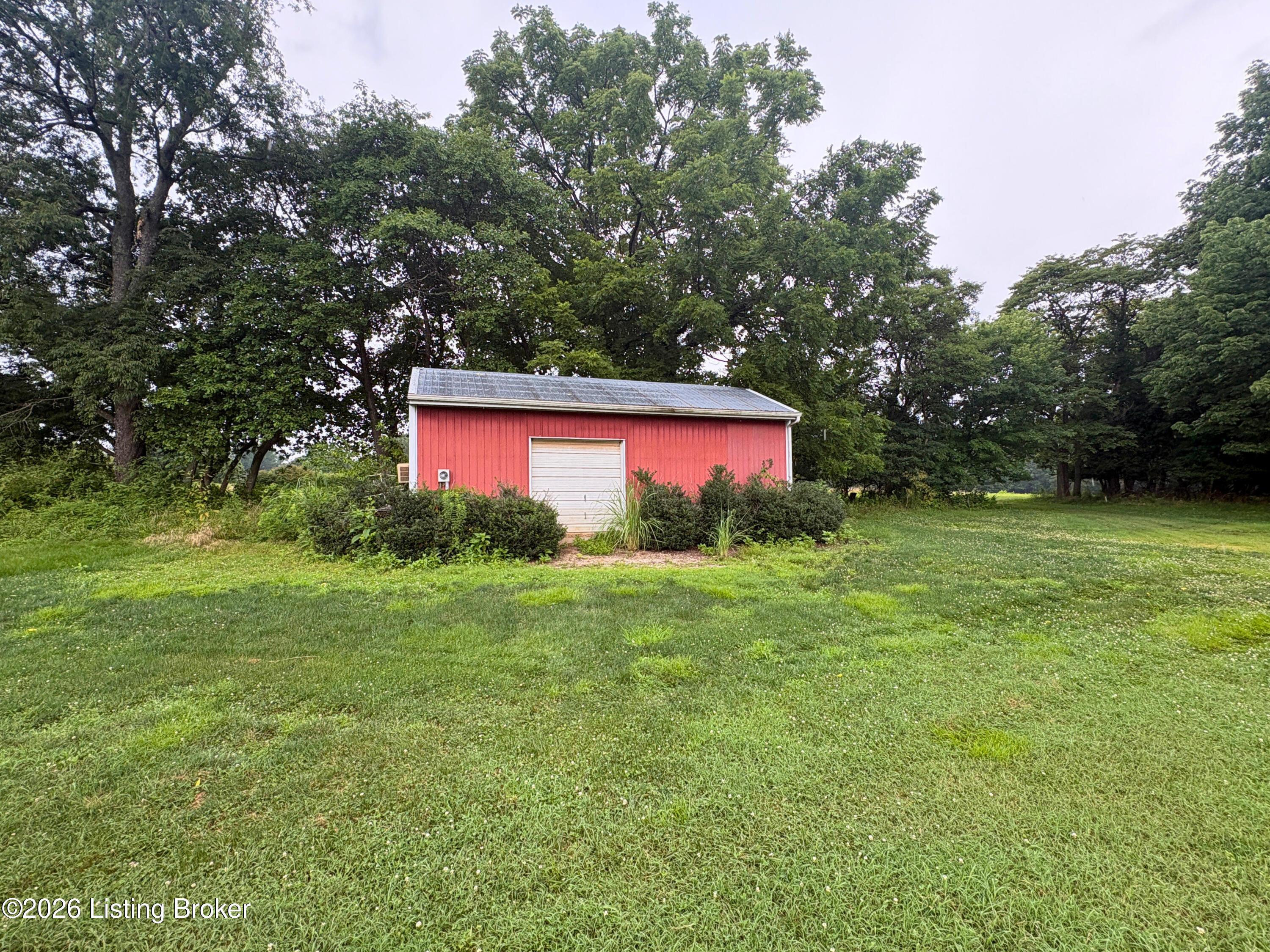 2330 New Shepherdsville Rd Property Photo 17