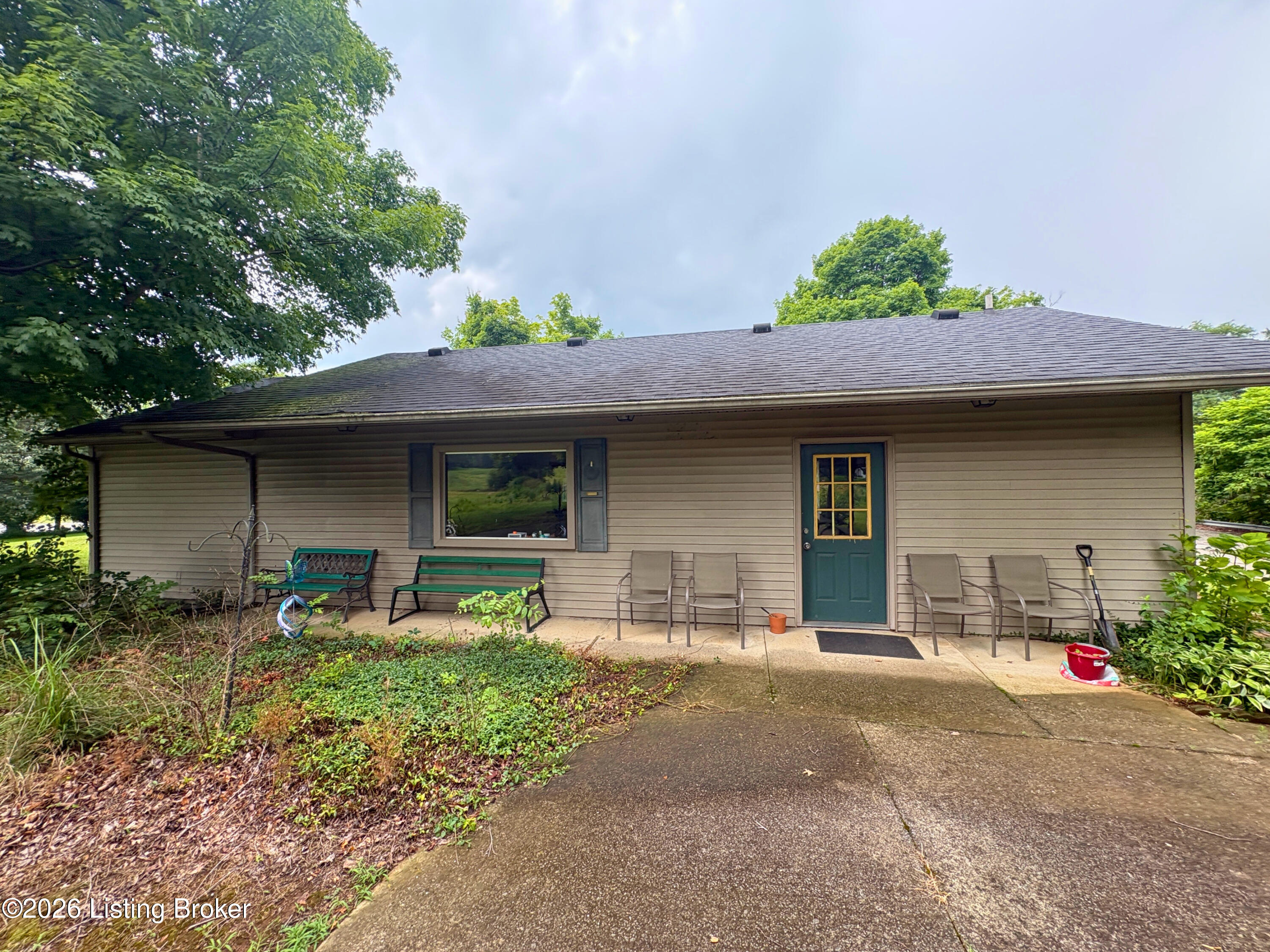 2330 New Shepherdsville Rd Property Photo 19