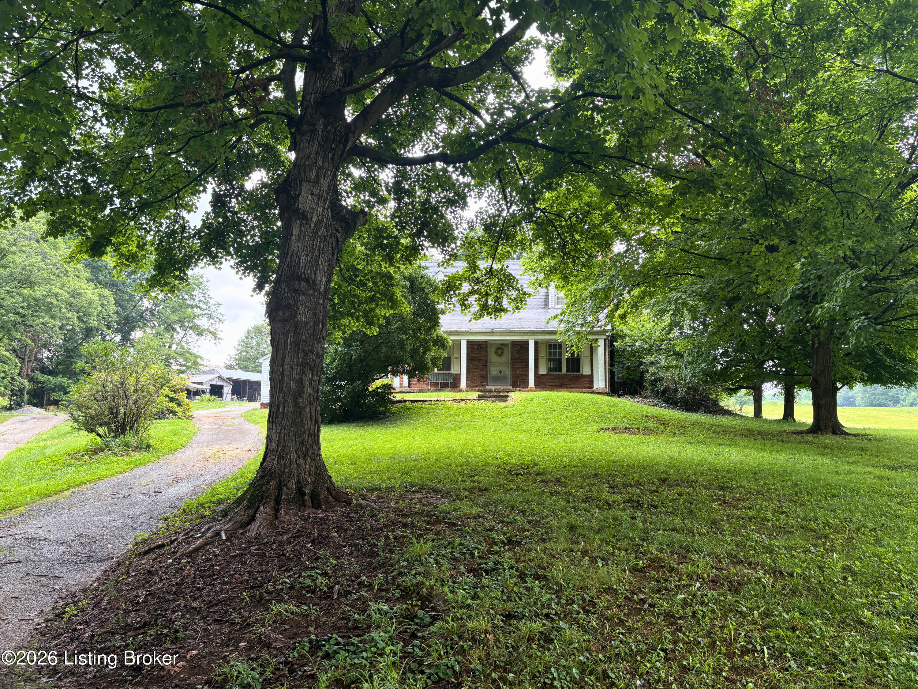 2330 New Shepherdsville Rd Property Photo 20