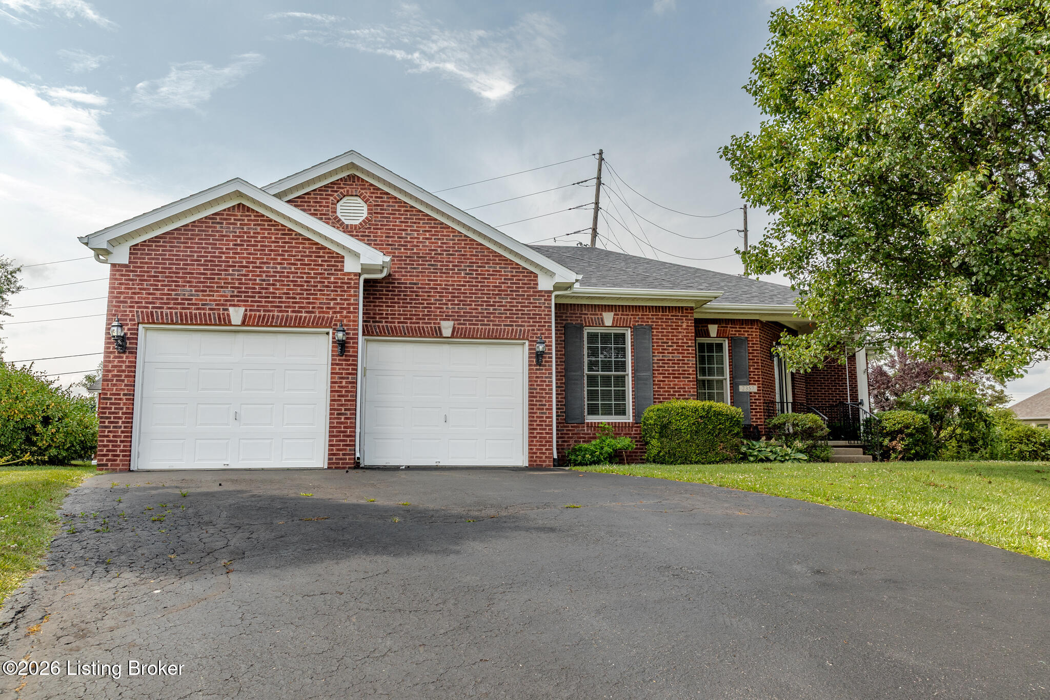 2357 Sunset Ct Property Photo 1
