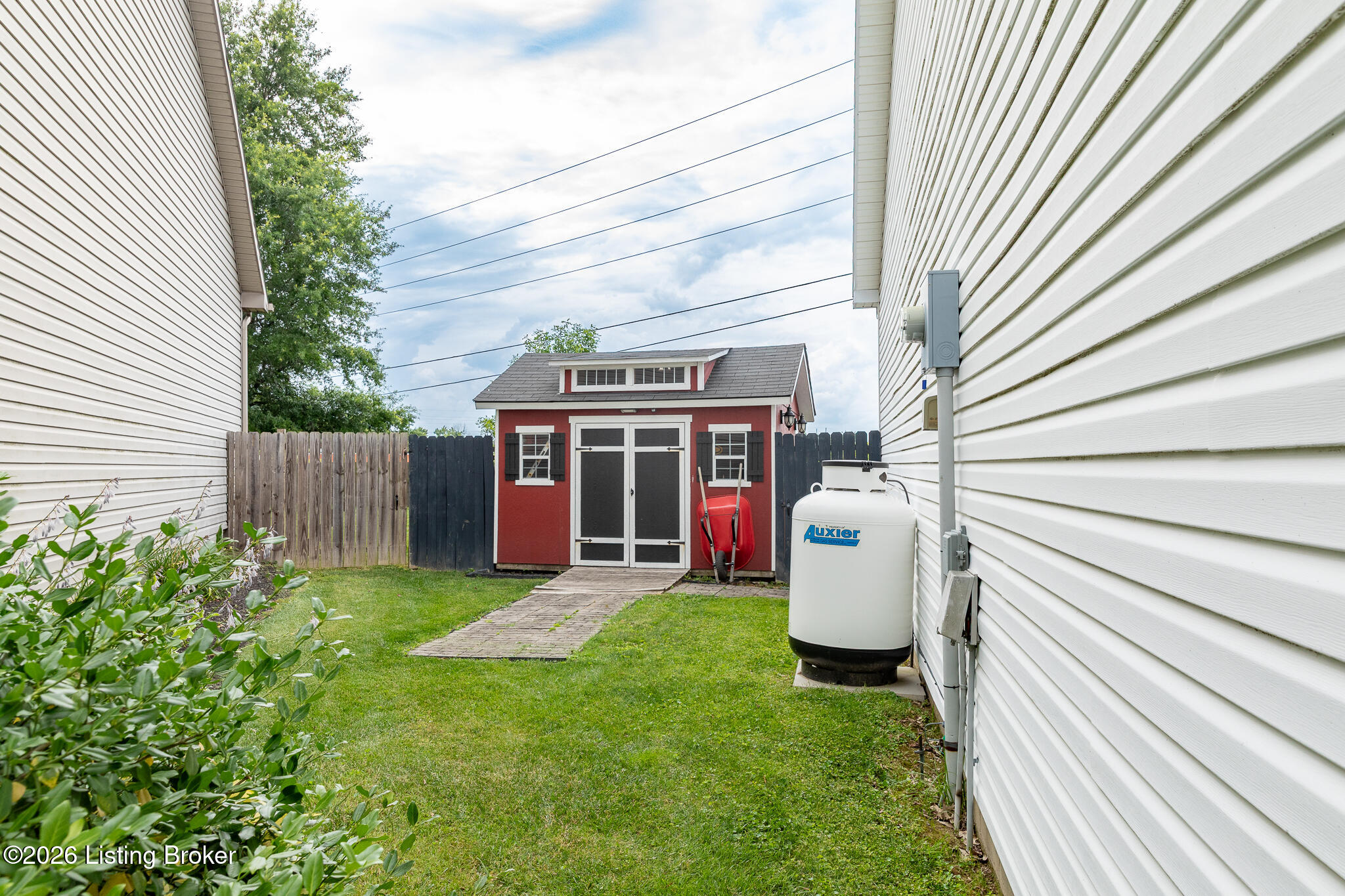 2357 Sunset Ct Property Photo 48