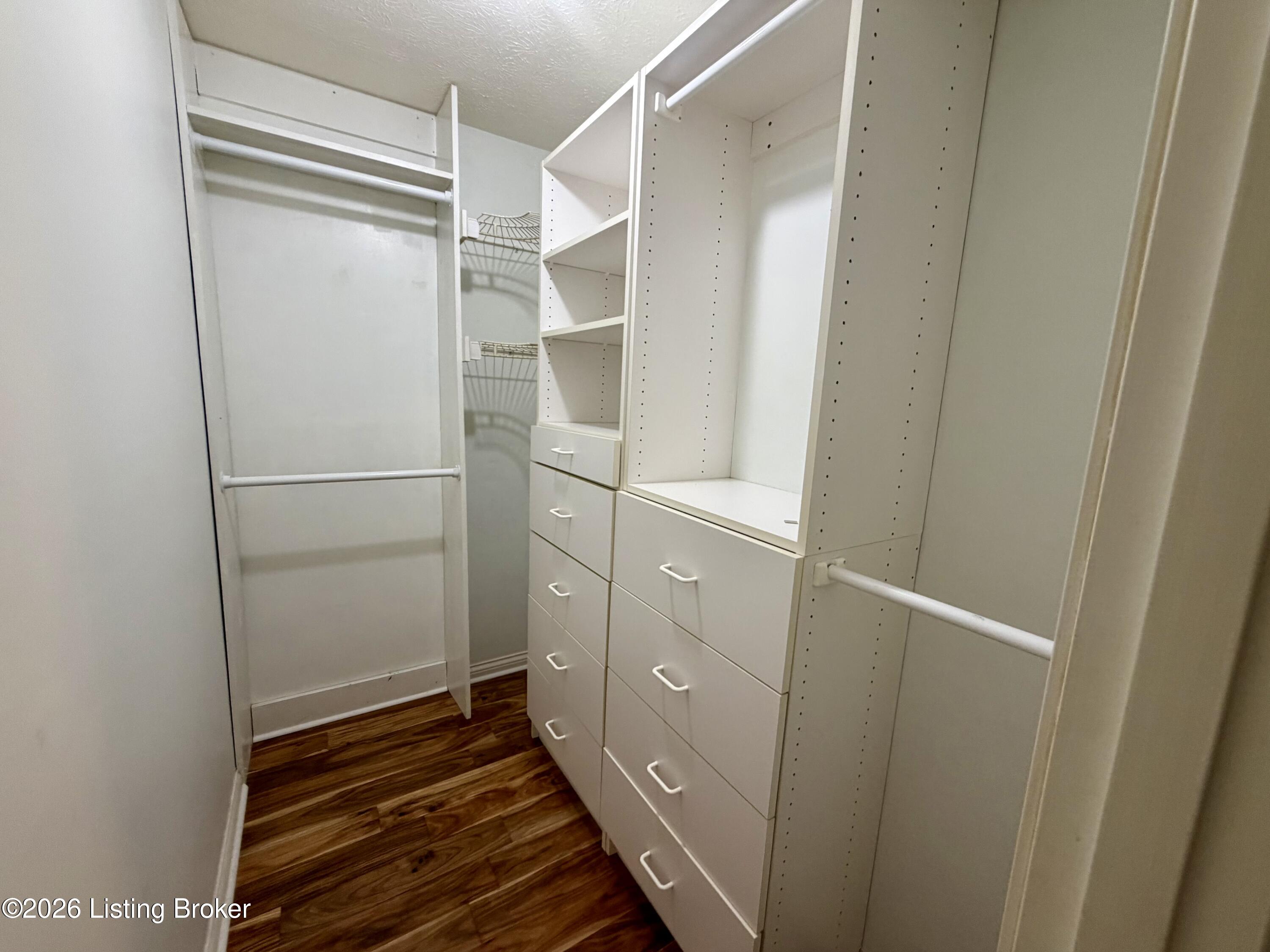 2025 Shannon Dr Property Photo 23