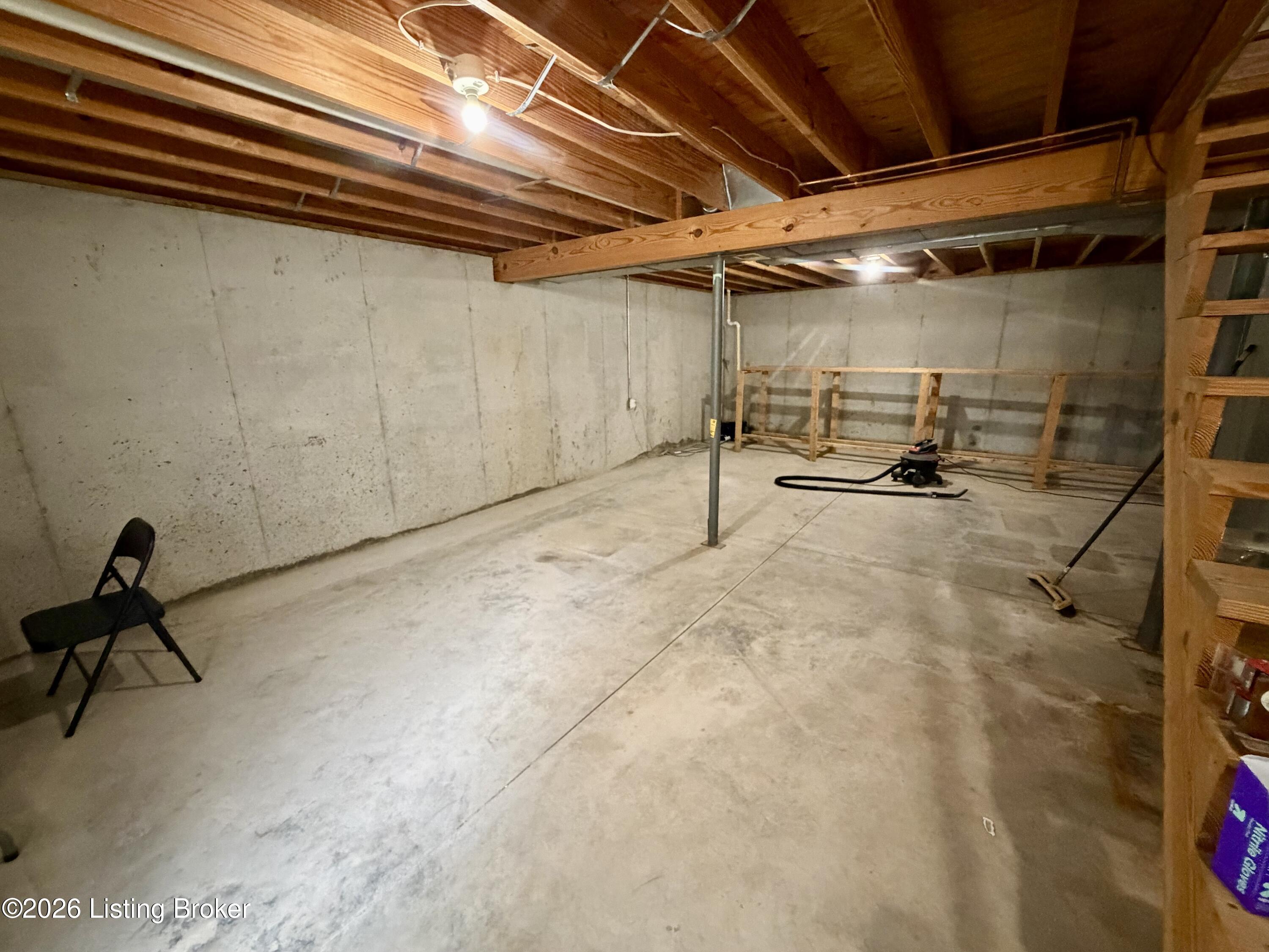 2025 Shannon Dr Property Photo 30