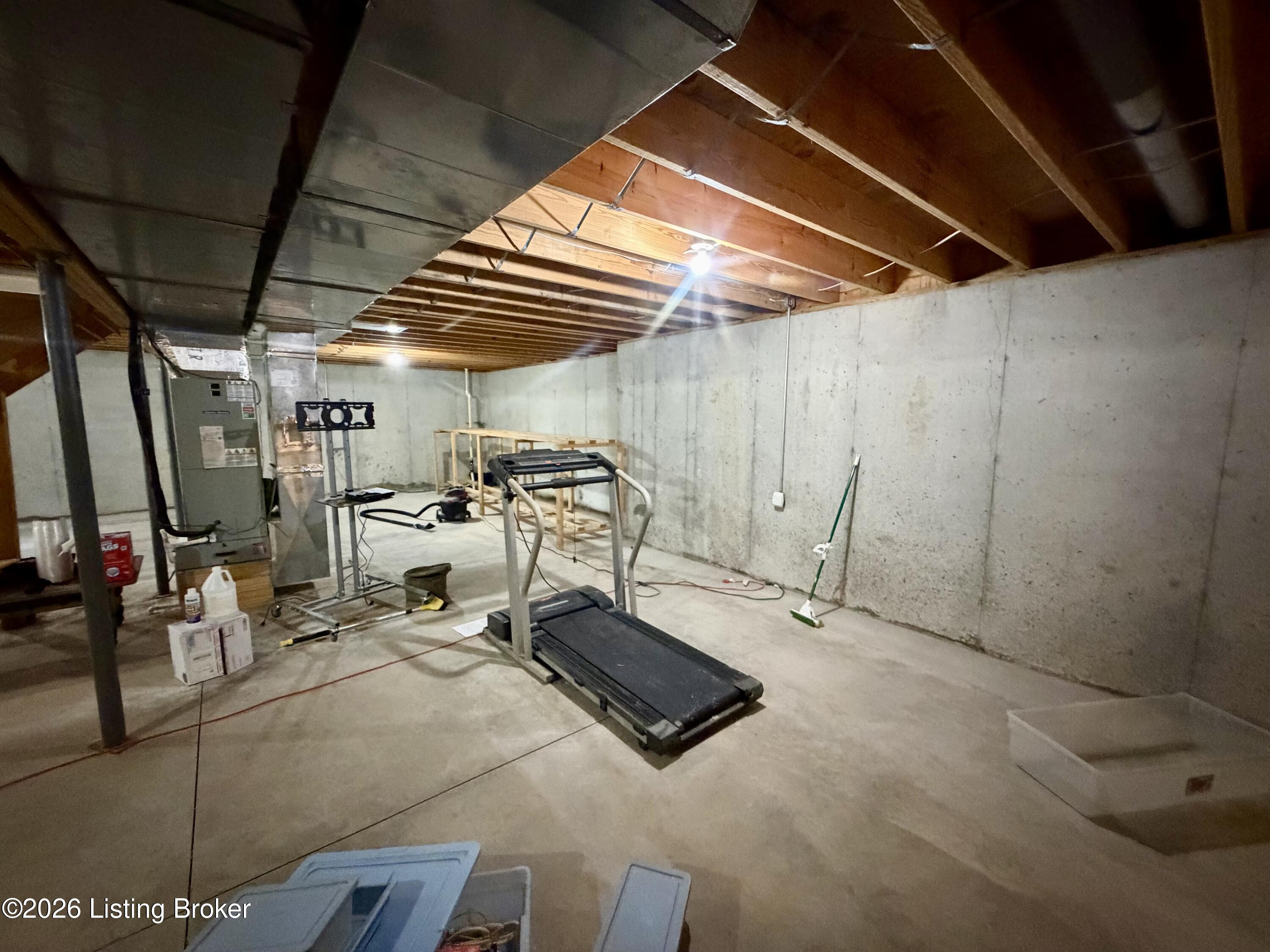 2025 Shannon Dr Property Photo 34